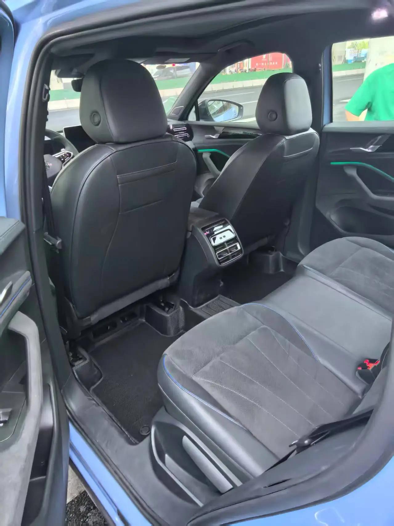 Volkswagen 2024 Tiguan L PRO 2.0TSI 380TSI Four-wheel Drive R-Line Smart Edition Automatic Gear 6