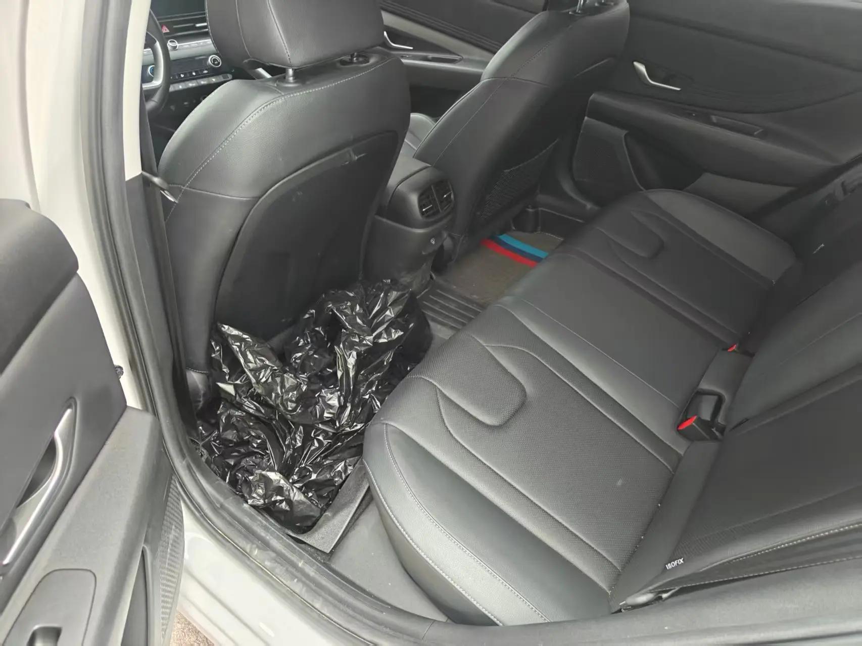 Elantra 2023 1.5L CVT LUX Prestige Edition 4