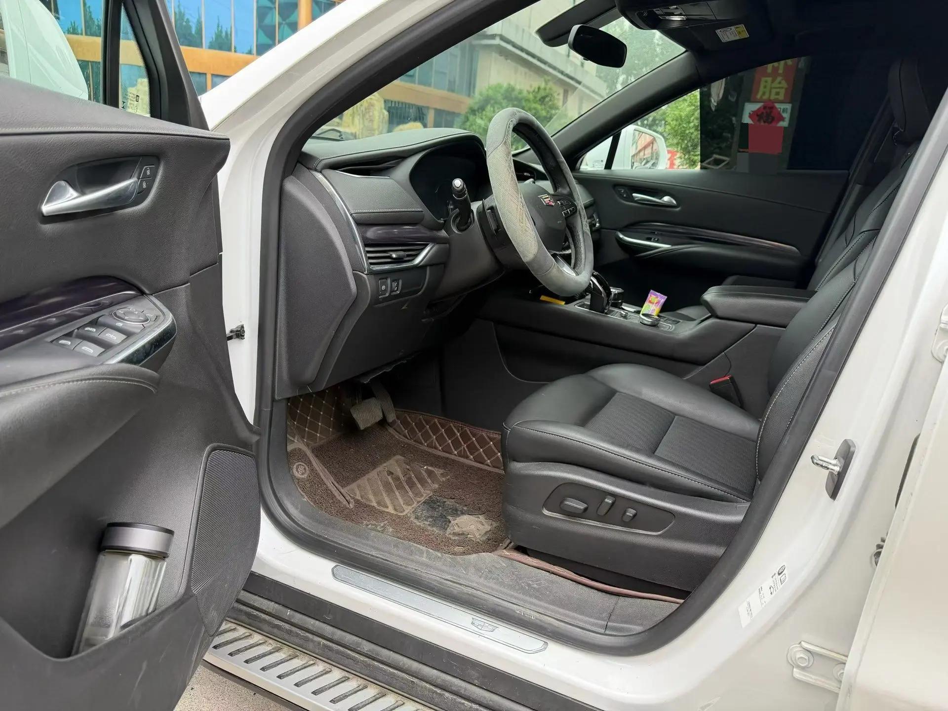 Cadillac XT4 2021 28T Two-Drive Technology 6