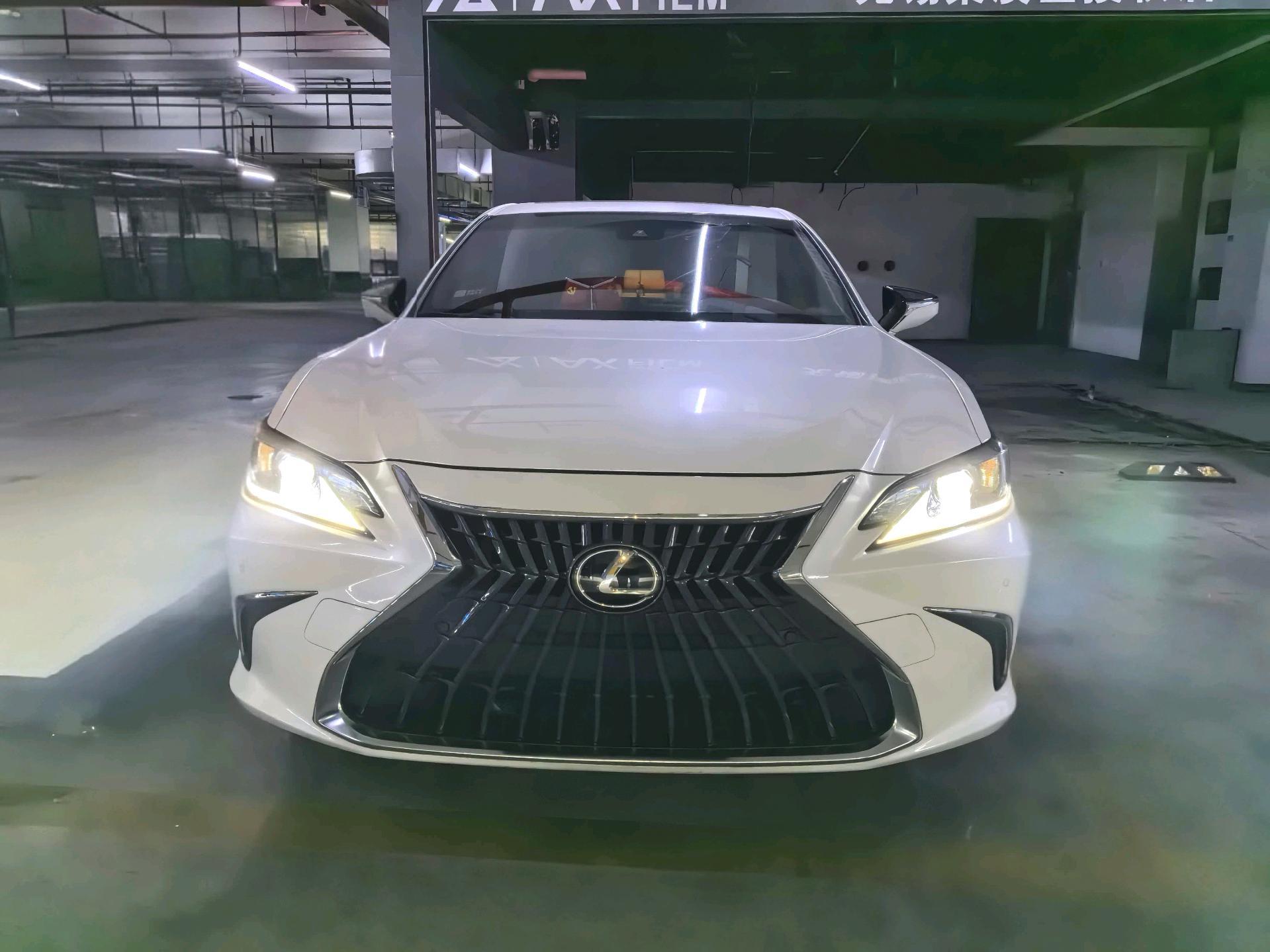 Lexus ES 2023 260 Excellence Edition 2