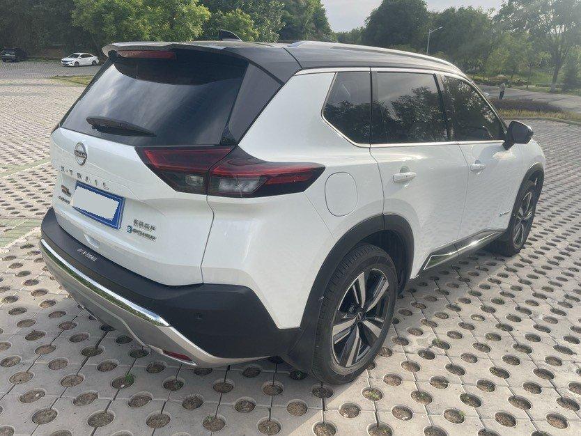 Nissan 2023 Qijun e-POWER Super Mixed Dual Motor Four-wheel Drive Extreme Automatic Gear 8