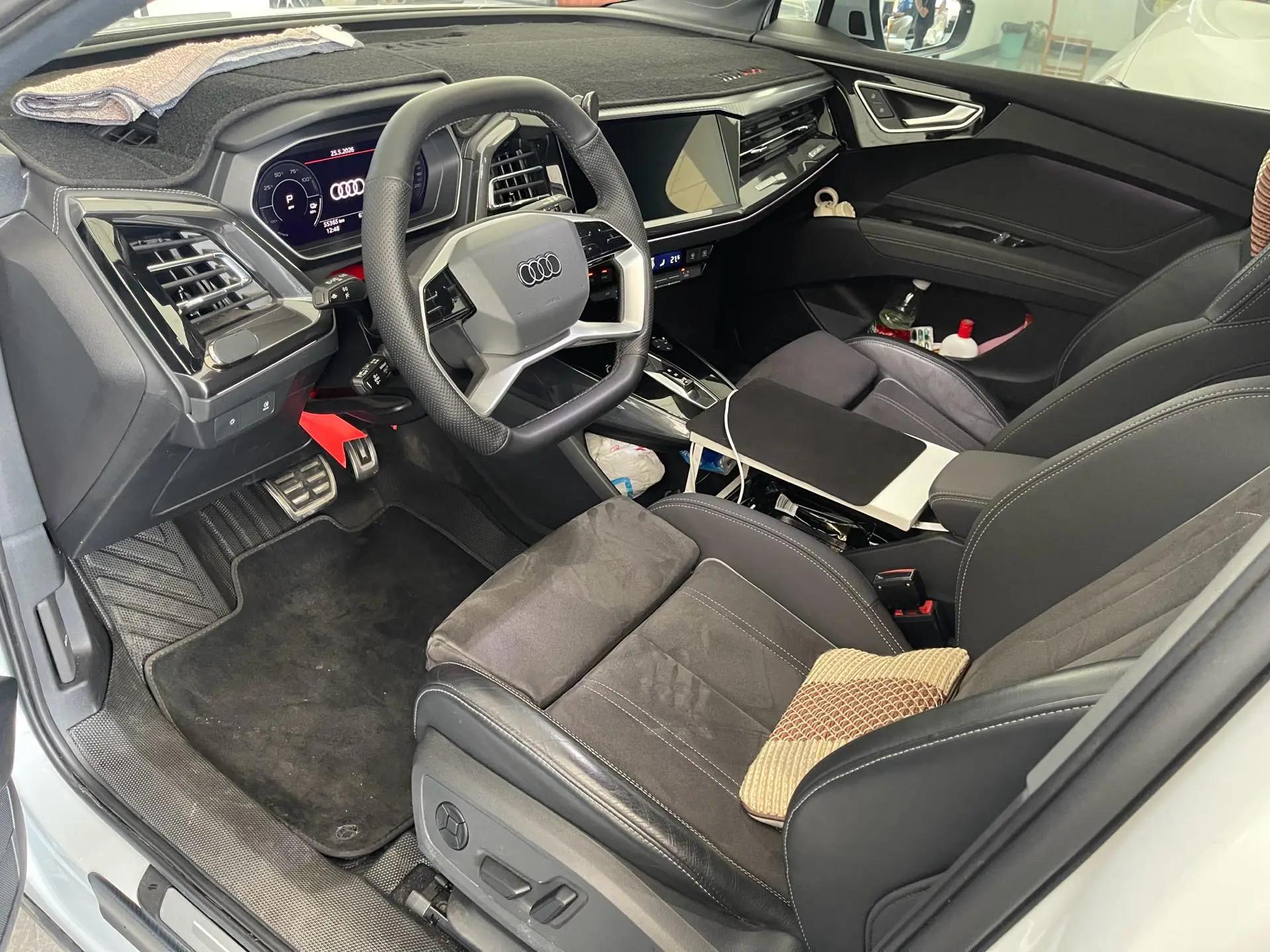 Audi 2023 Q4 e-tron 50 Quattro Creation Edition Automatic Gear 2