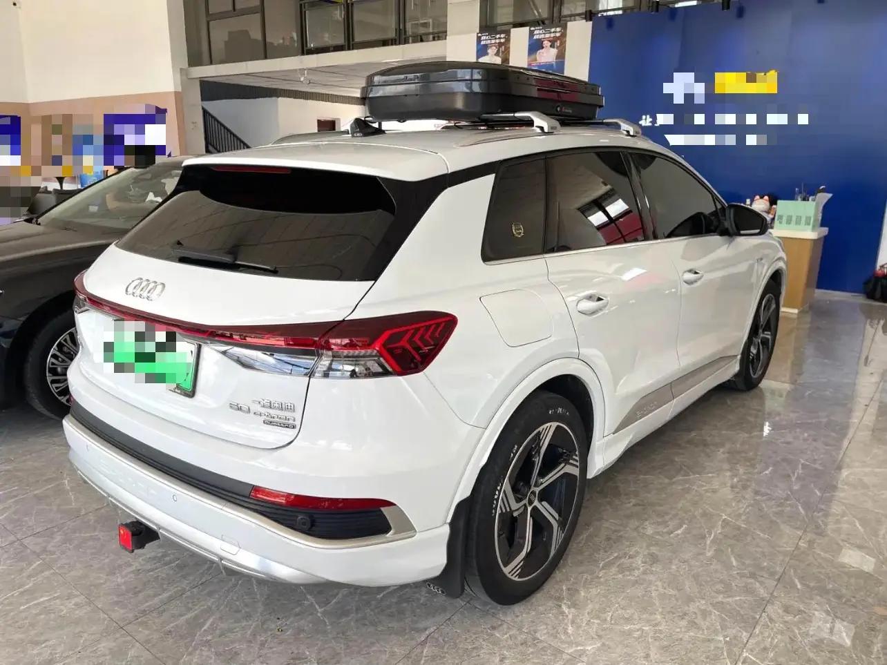 Audi 2023 Q4 e-tron 50 Quattro Creation Edition Automatic Gear 6