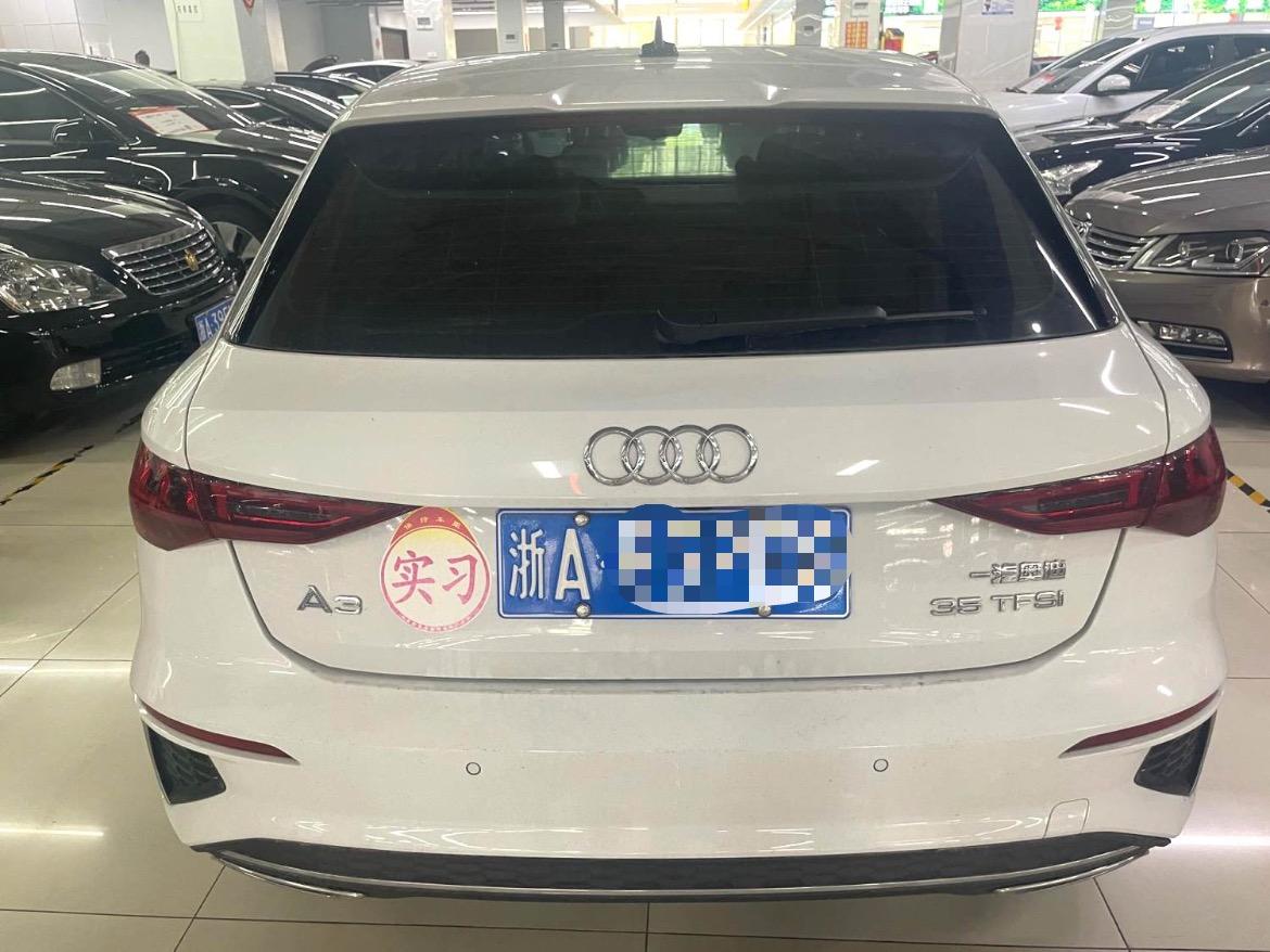 Audi A3 2022 Sportback 35 TFSI Fashion Sport 7