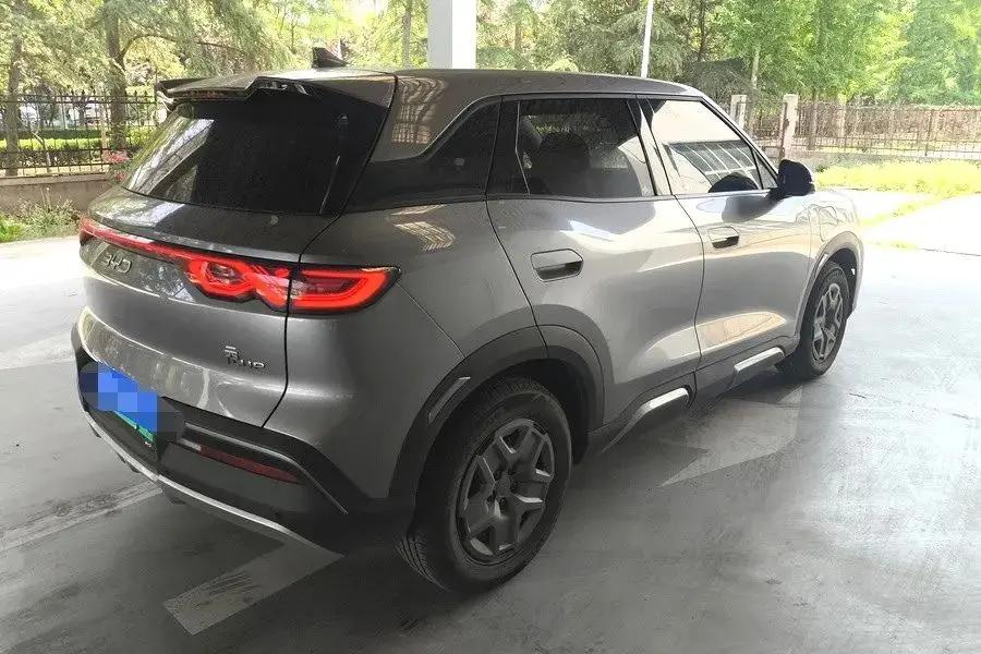 BYD 2025 Yuan UP 301KM Pilot Automatic Gear 2