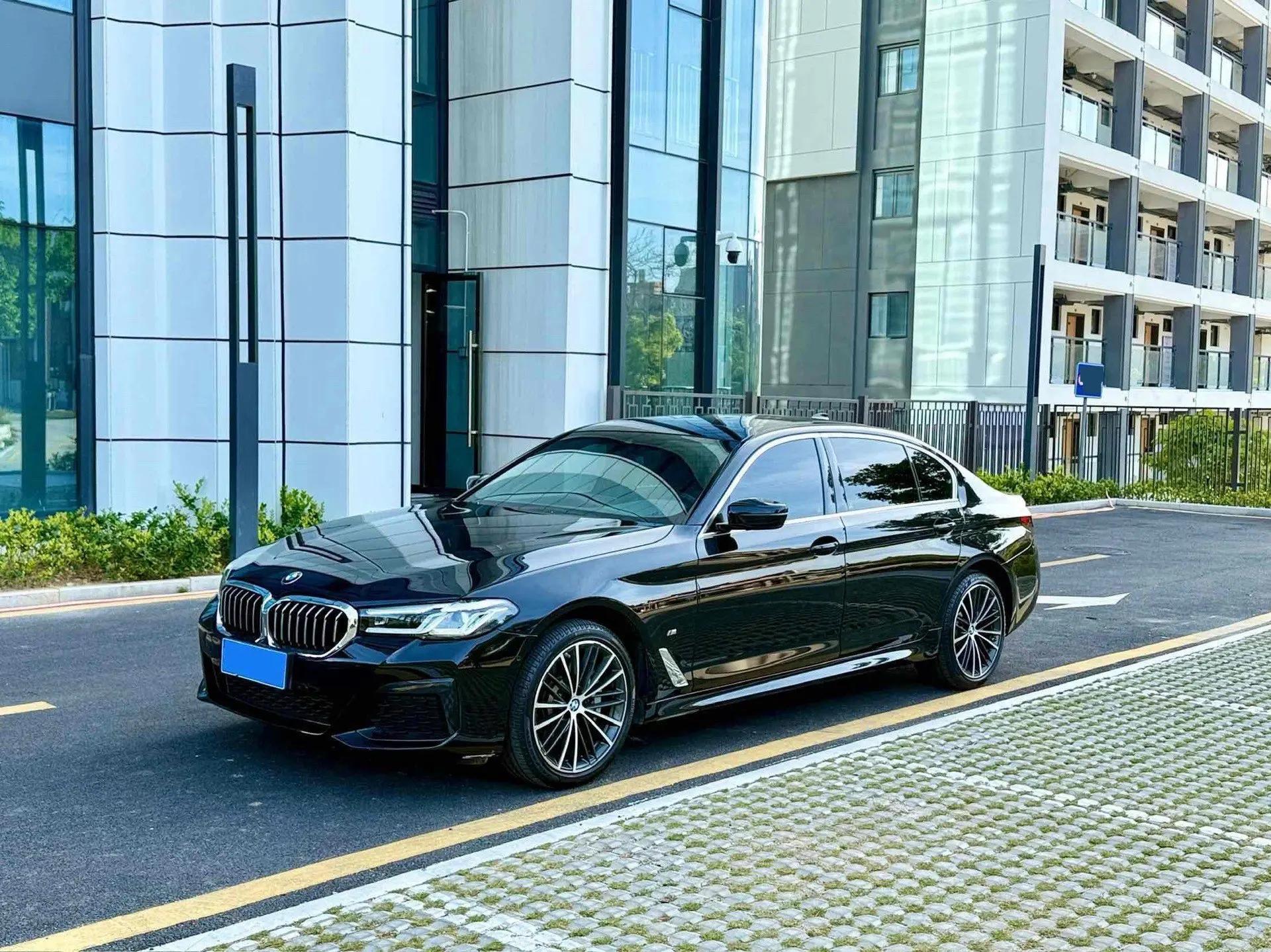 BMW 5 Series 2022 Modified 530Li Leading M Sports Suit