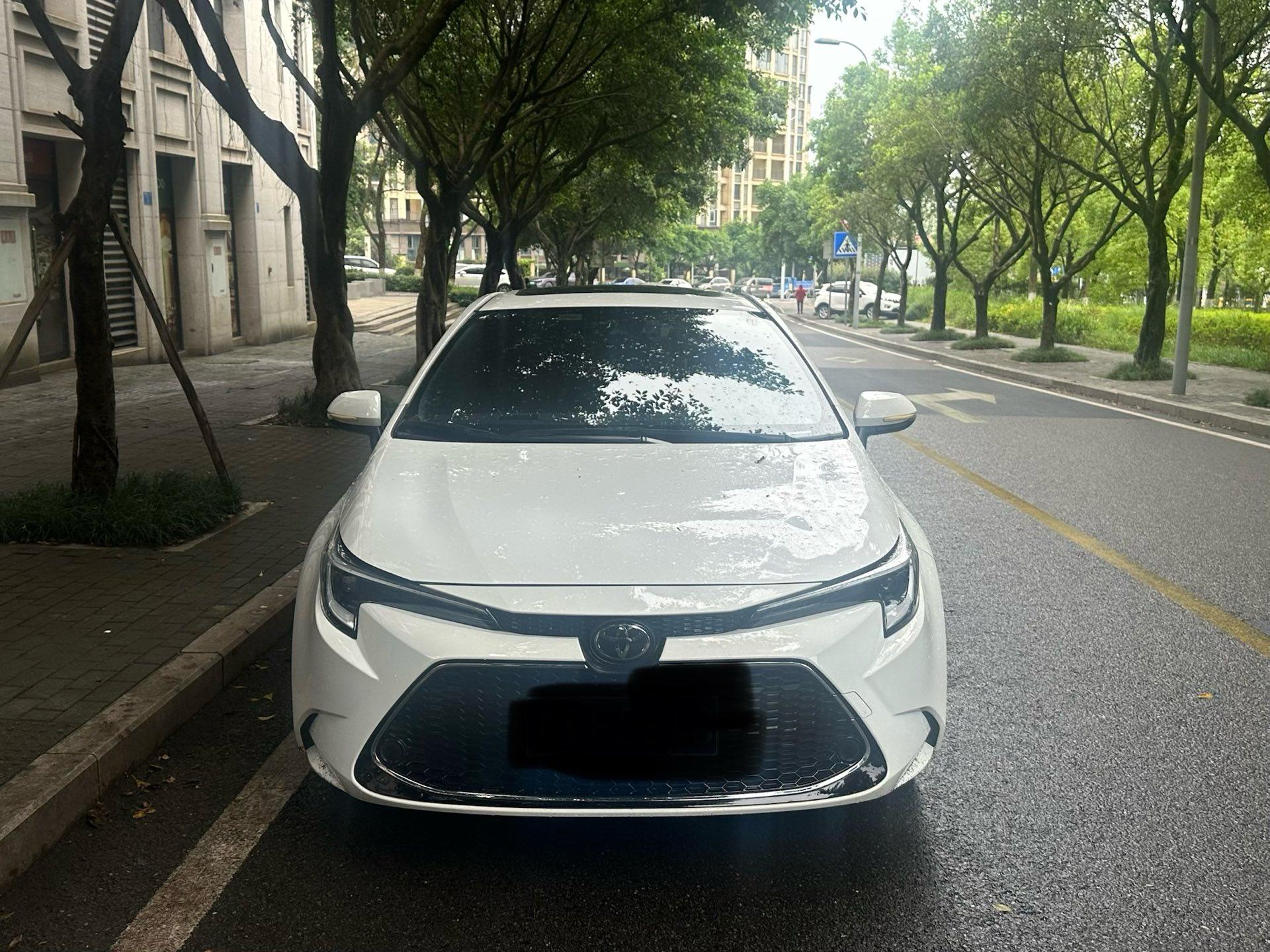 Toyota 2023 Lei Ling 1.2T Stepless 185T Deluxe Automatic Gear 2