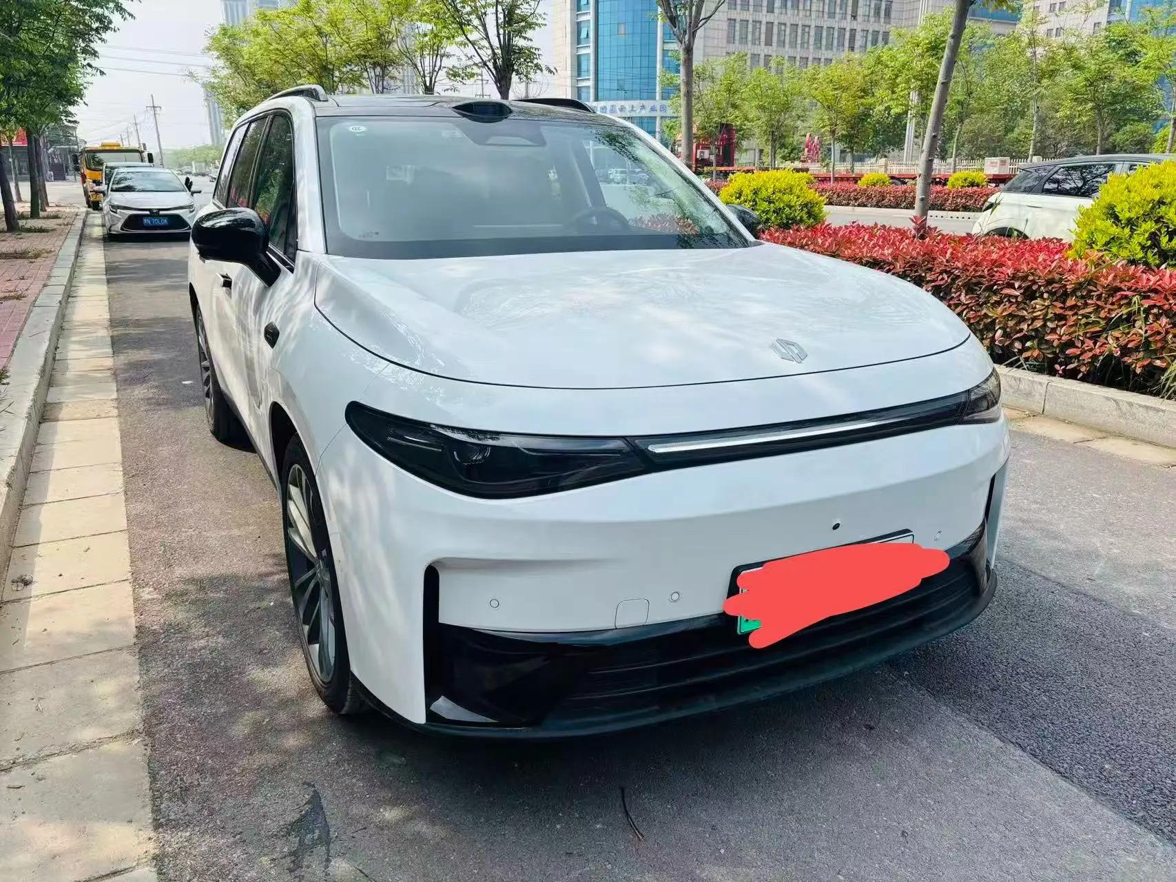 Leapmotor 2026 C 16 630 Laser Radar Zhizun Edition 6-seat Automatic Gear 2