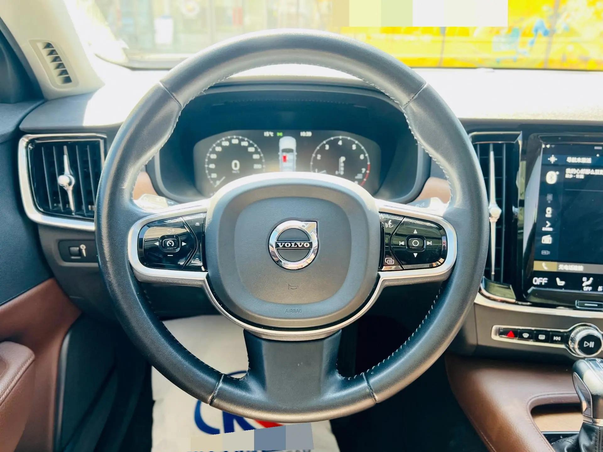 Volvo S90 2020 T5 Zhiyi Deluxe Edition 9