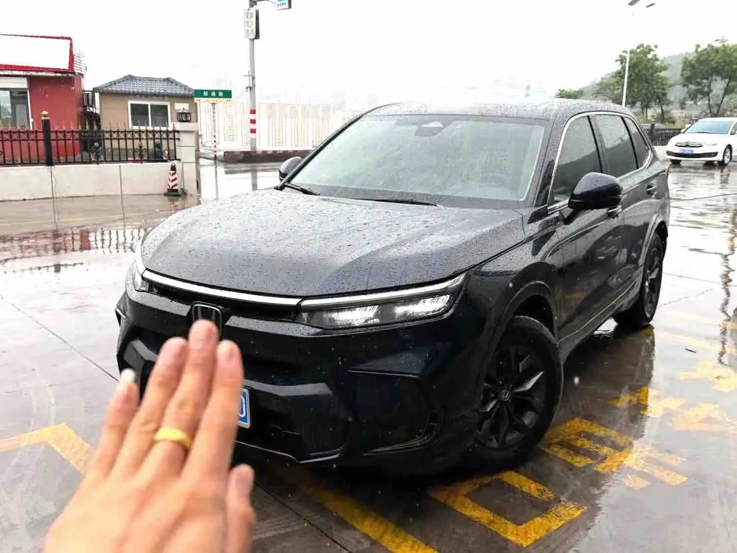 打开图片灯箱:Honda 2025 BREEZE 1.5T CVT 240TURBO Two-Wheel Drive Luxury 5-Seater Automatic