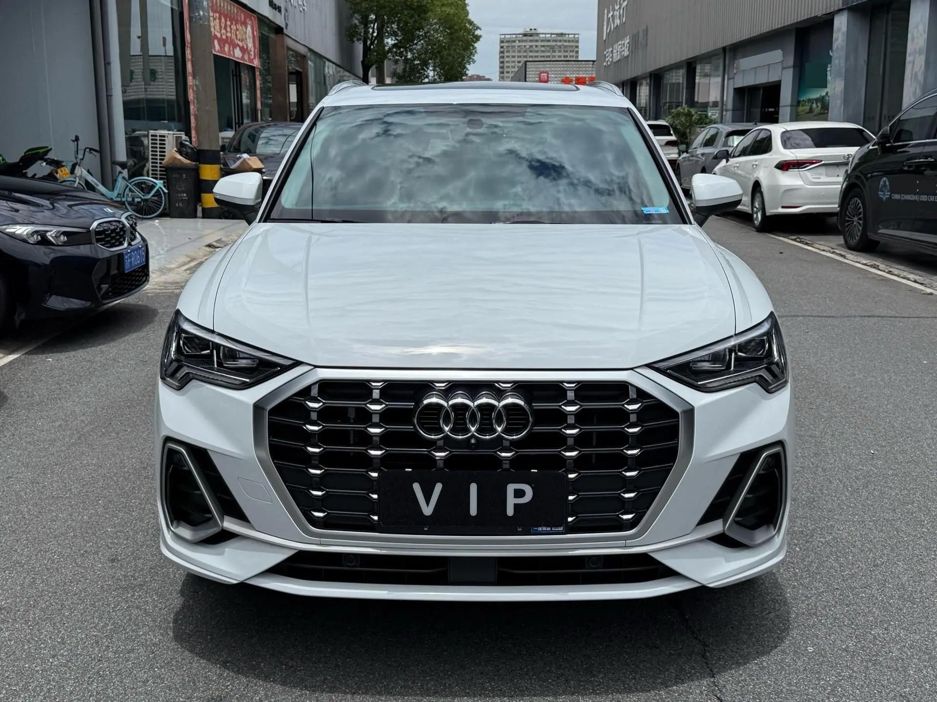 Audi Q3 2022 model 35 TFSI Fashion Dynamic Edition 2