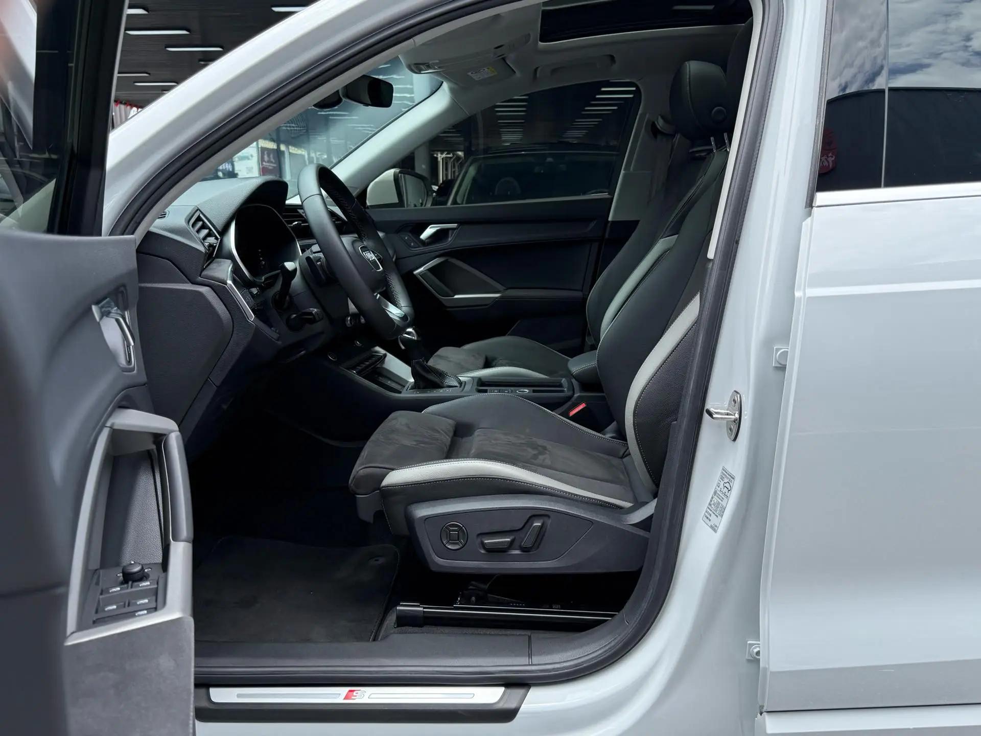 Audi Q3 2022 model 35 TFSI Fashion Dynamic Edition 8