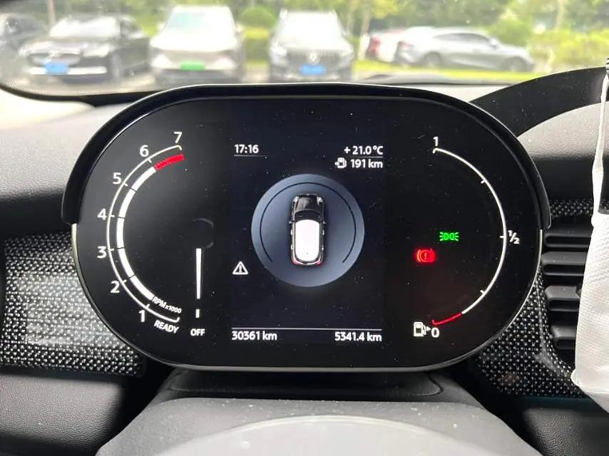 MINI 2022 1.5T COOPER Classic Five-Door Edition 5