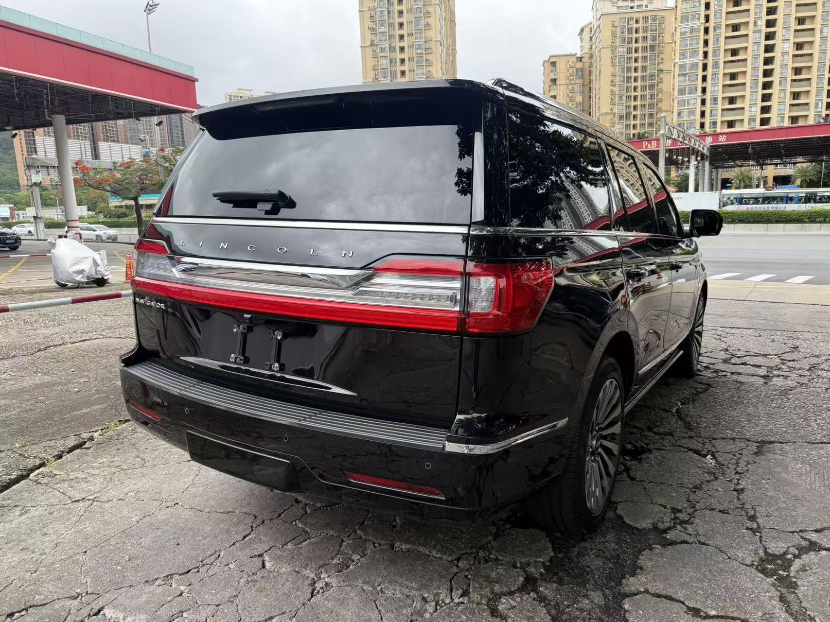 Navigator 2020 3.5T Honorable Edition 6