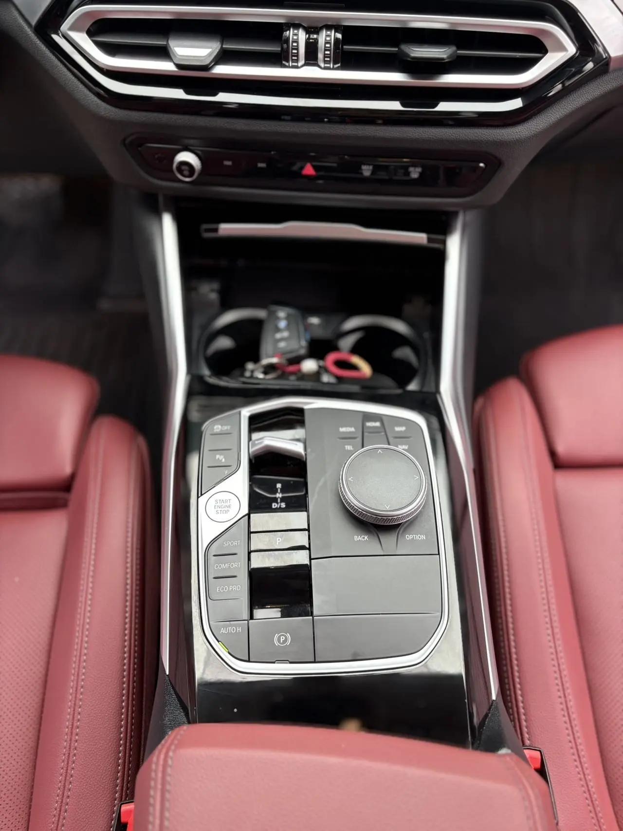 BMW 3 Series 2023 320Li M Sports Suit 10