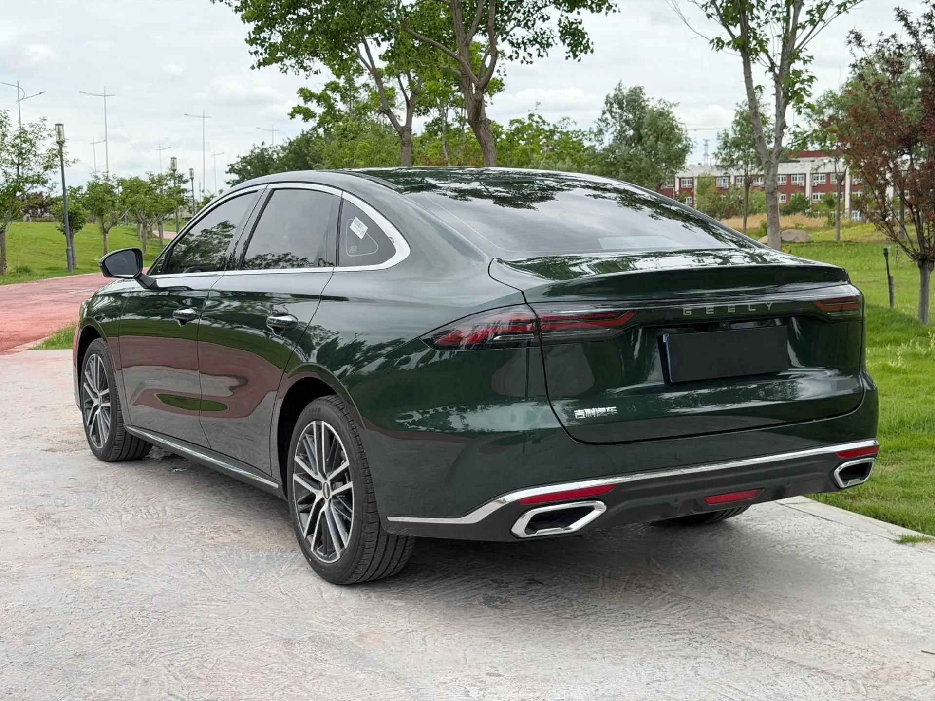 Geely 2026 Emgrand -3-compartment 1.5T Flagship Automatic Gear 4
