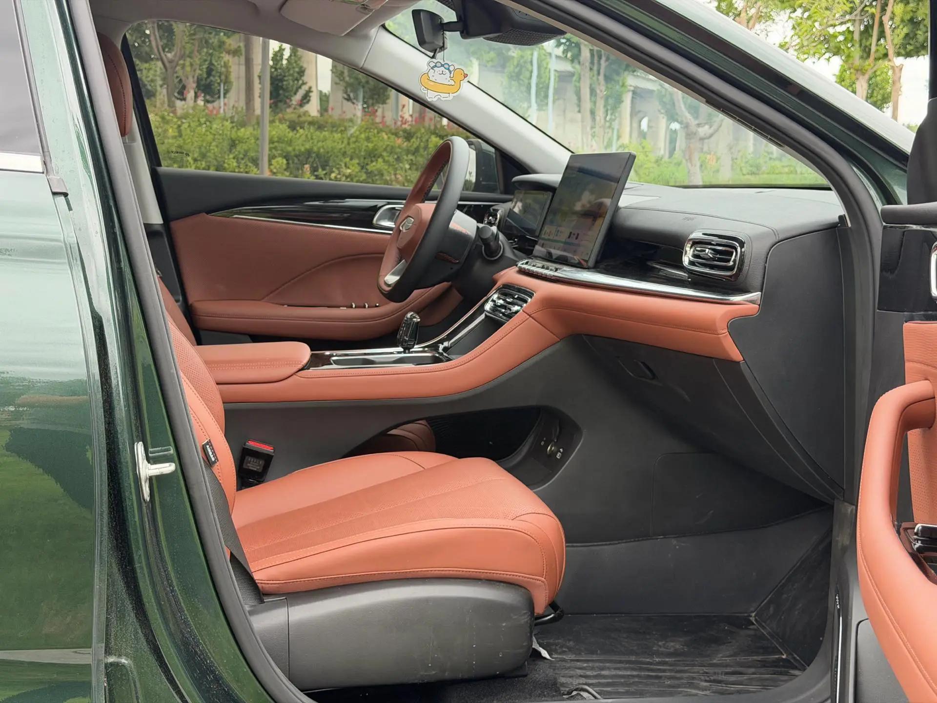 Geely 2026 Emgrand -3-compartment 1.5T Flagship Automatic Gear 8