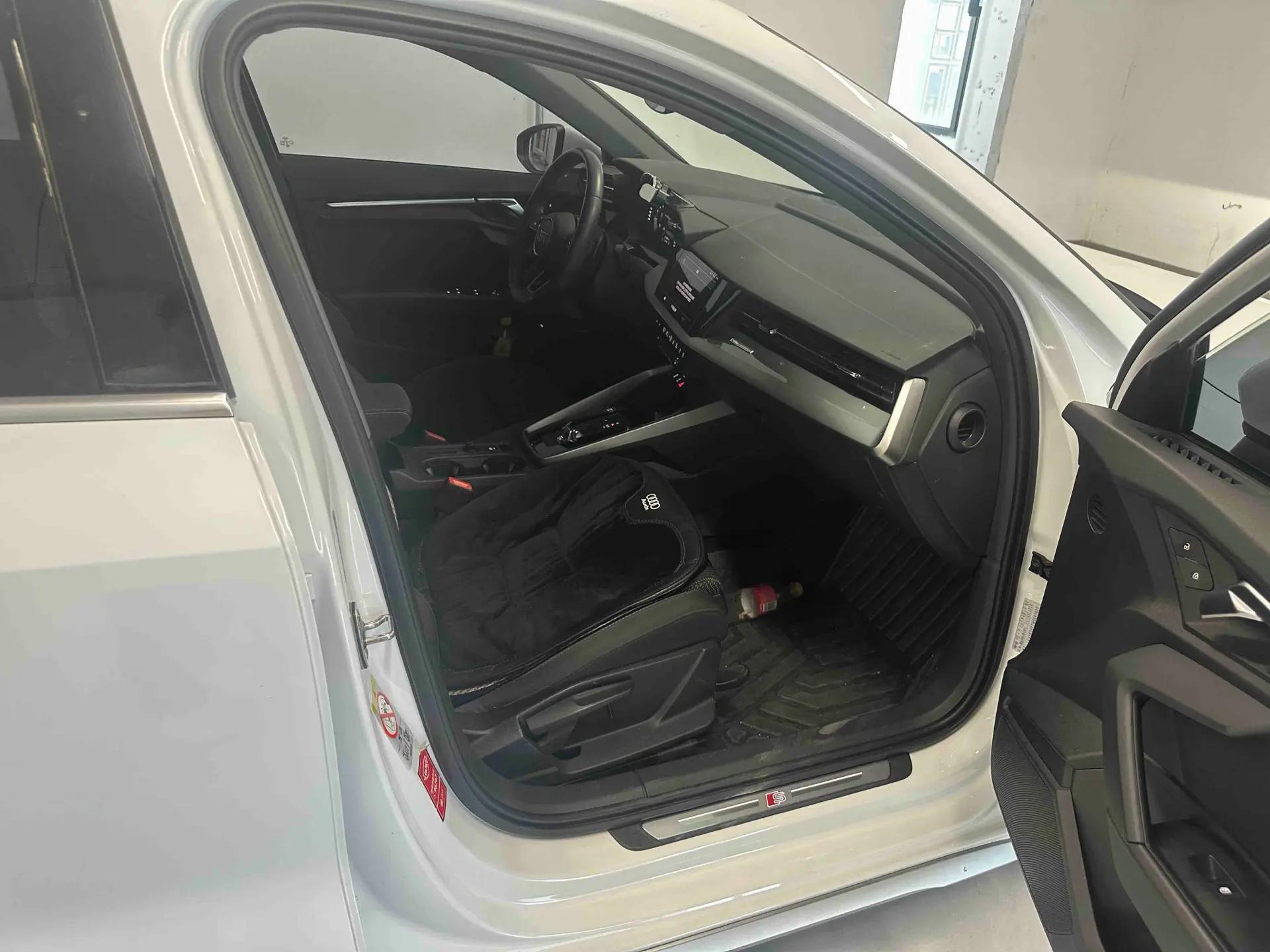 Audi A3 2022 Sportback 35 TFSI Enterprising and Elegant 4