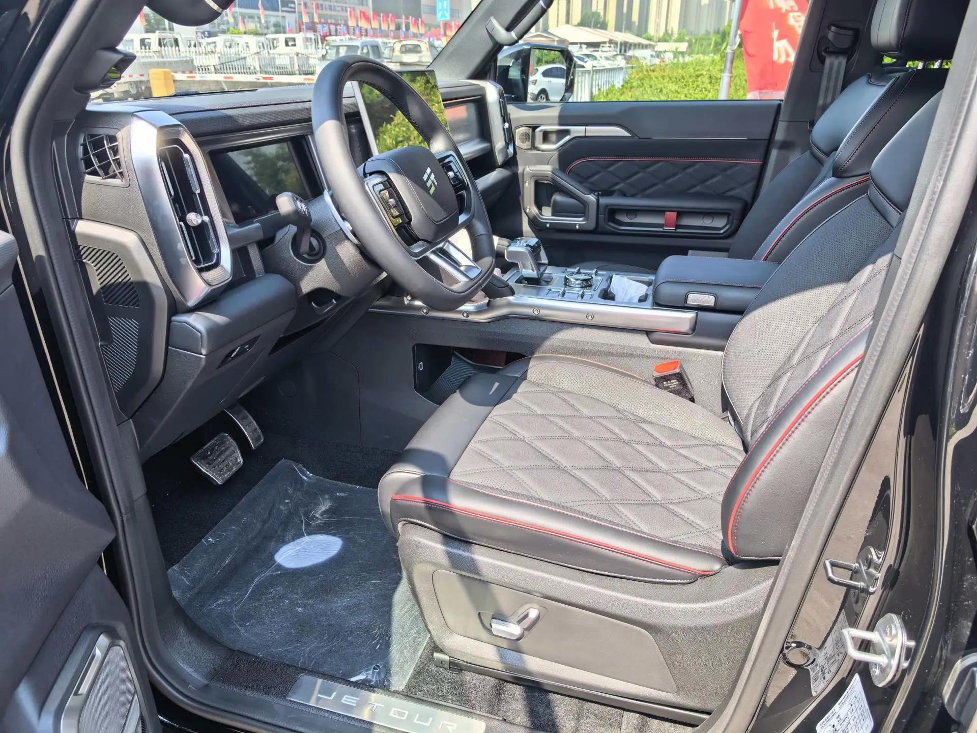 Jetour 2026 Traveler PLUS 2.0TD XWD Conquer 7 Automatic 11