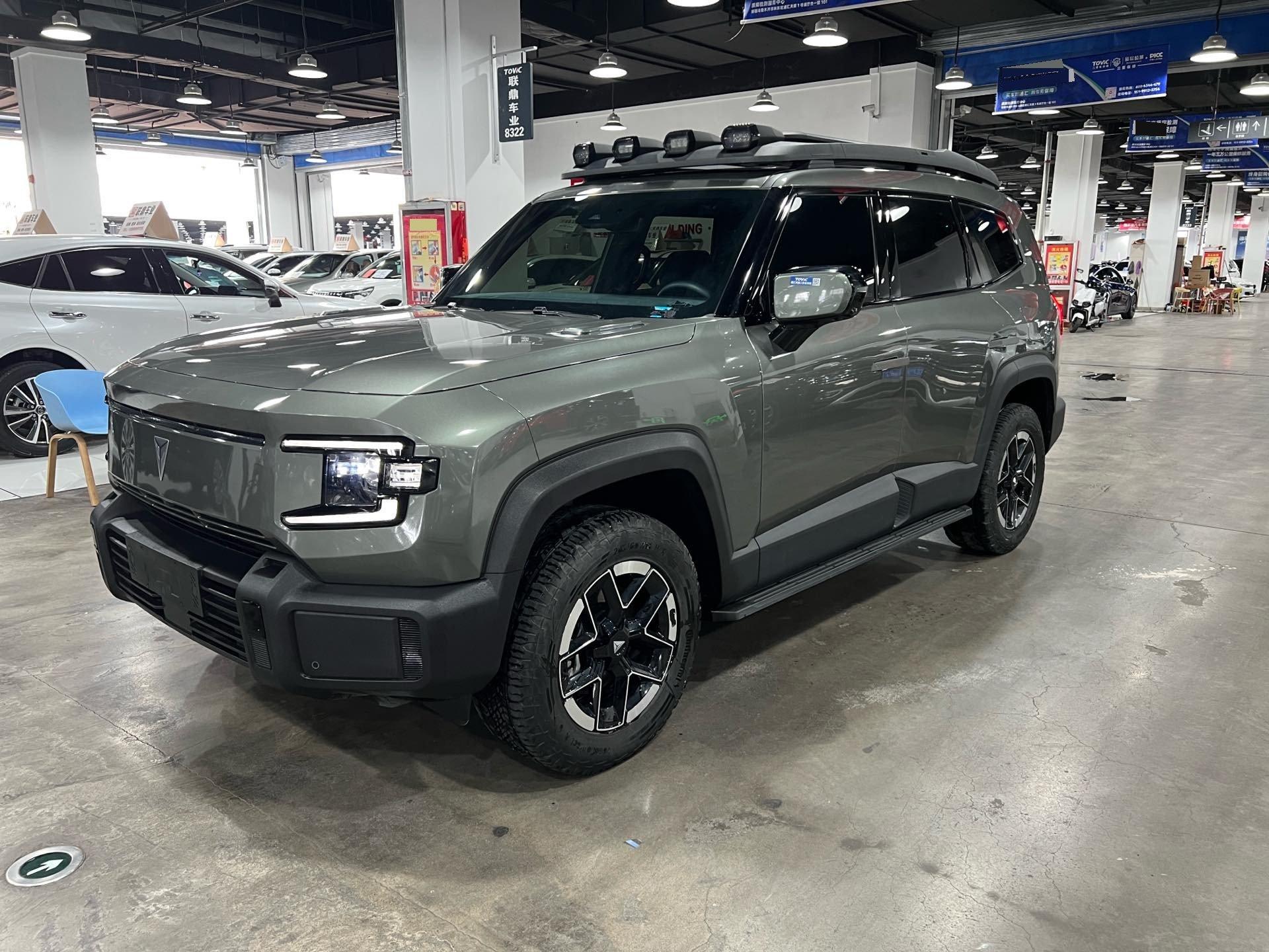 Deepal G318 2024 four-wheel drive air suspension version