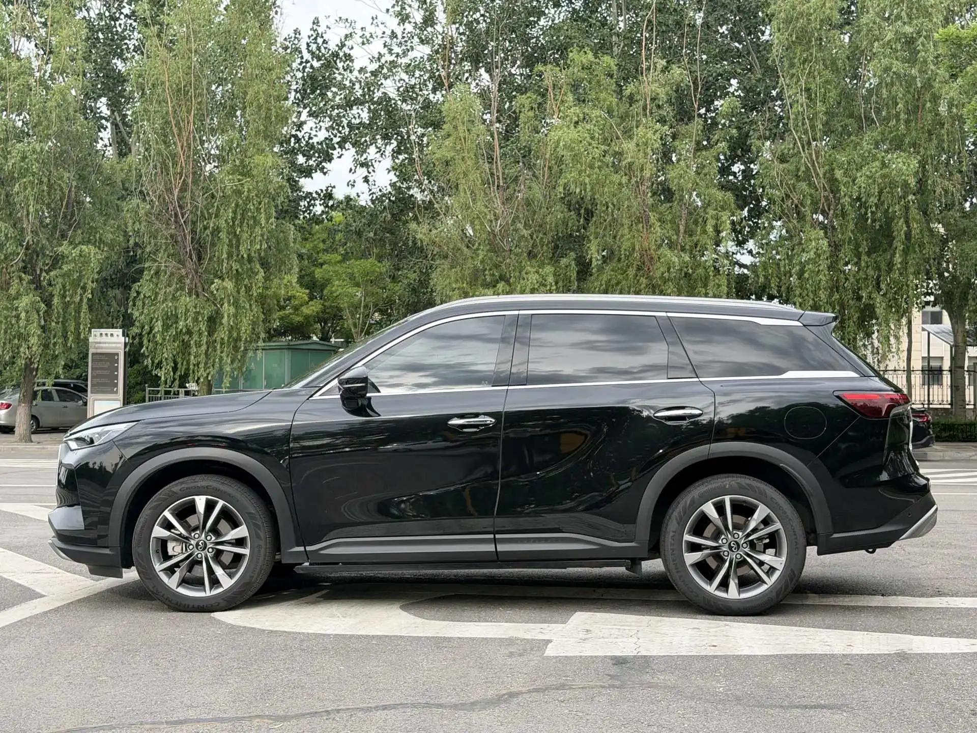 Infiniti QX60 2024 2.0T 4WD Premium Edition 4