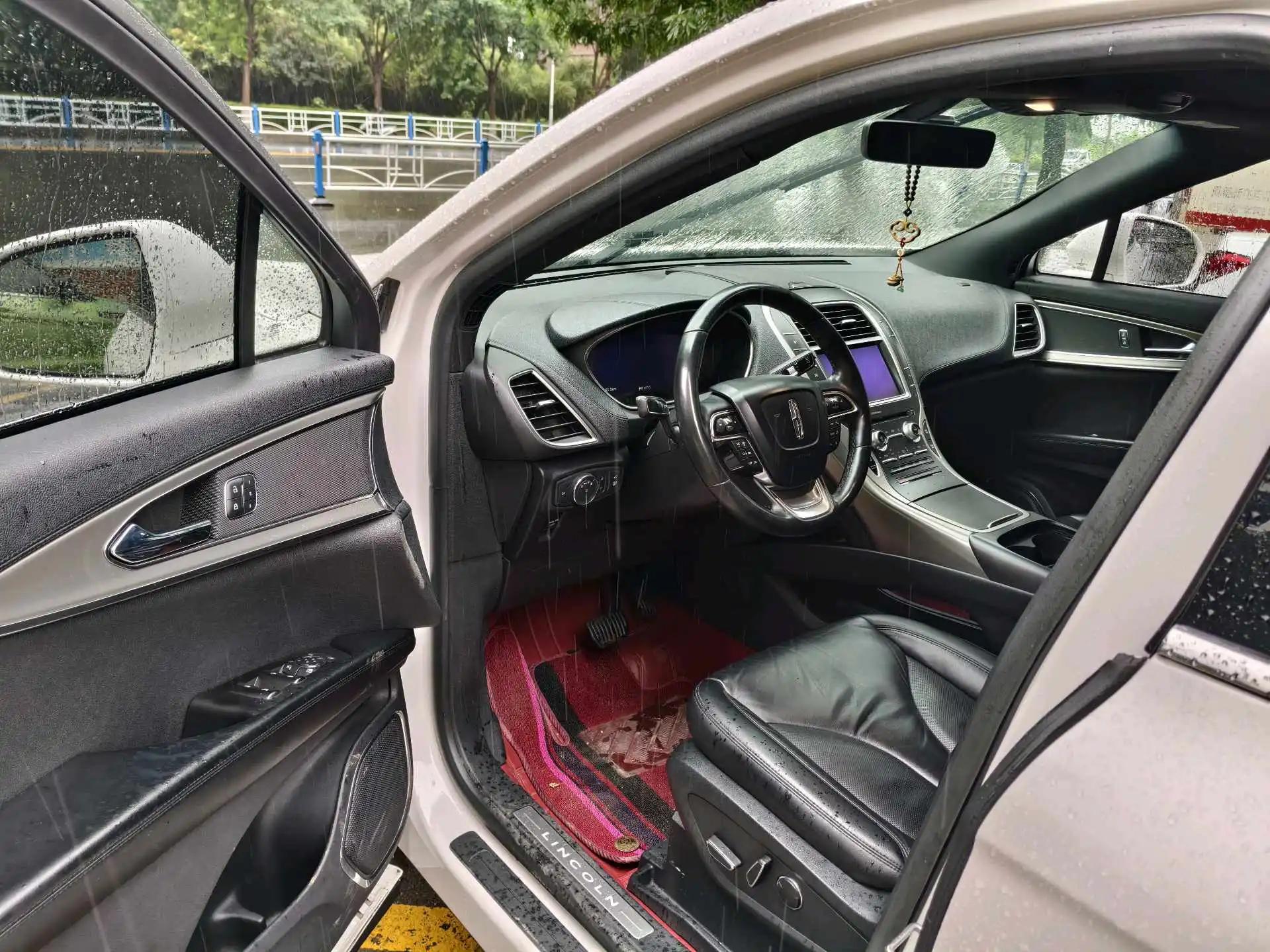 Navigator (Imported) 2019 2.0T Two-Drive Premium Edition Country V 4