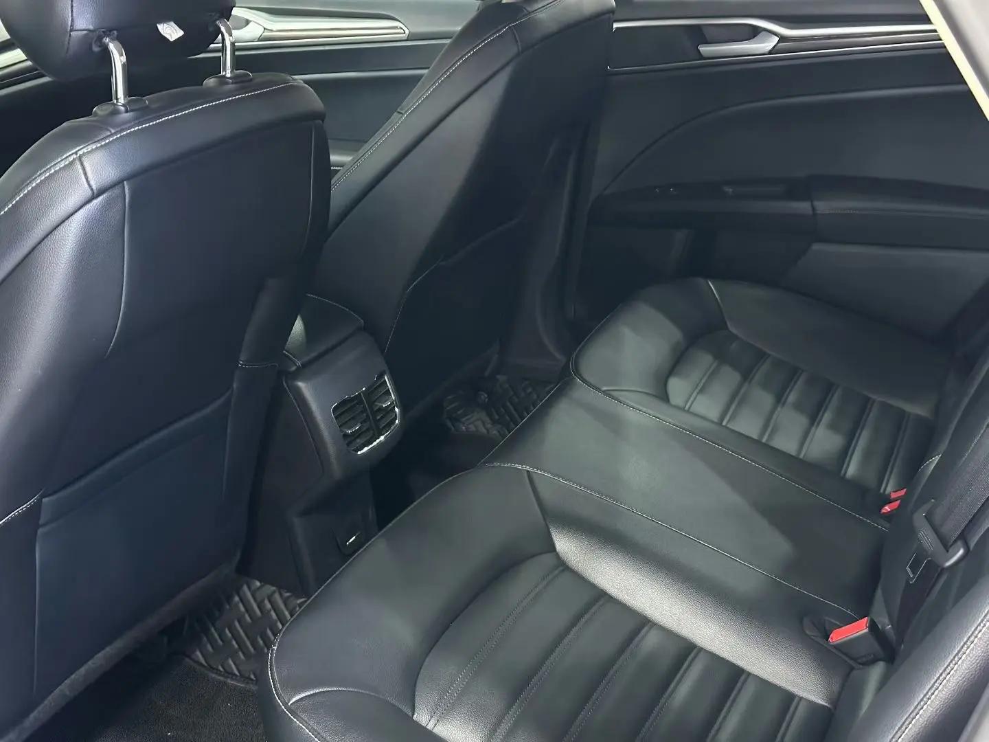 Mondeo 2020 EcoBoost 180 fashion 8