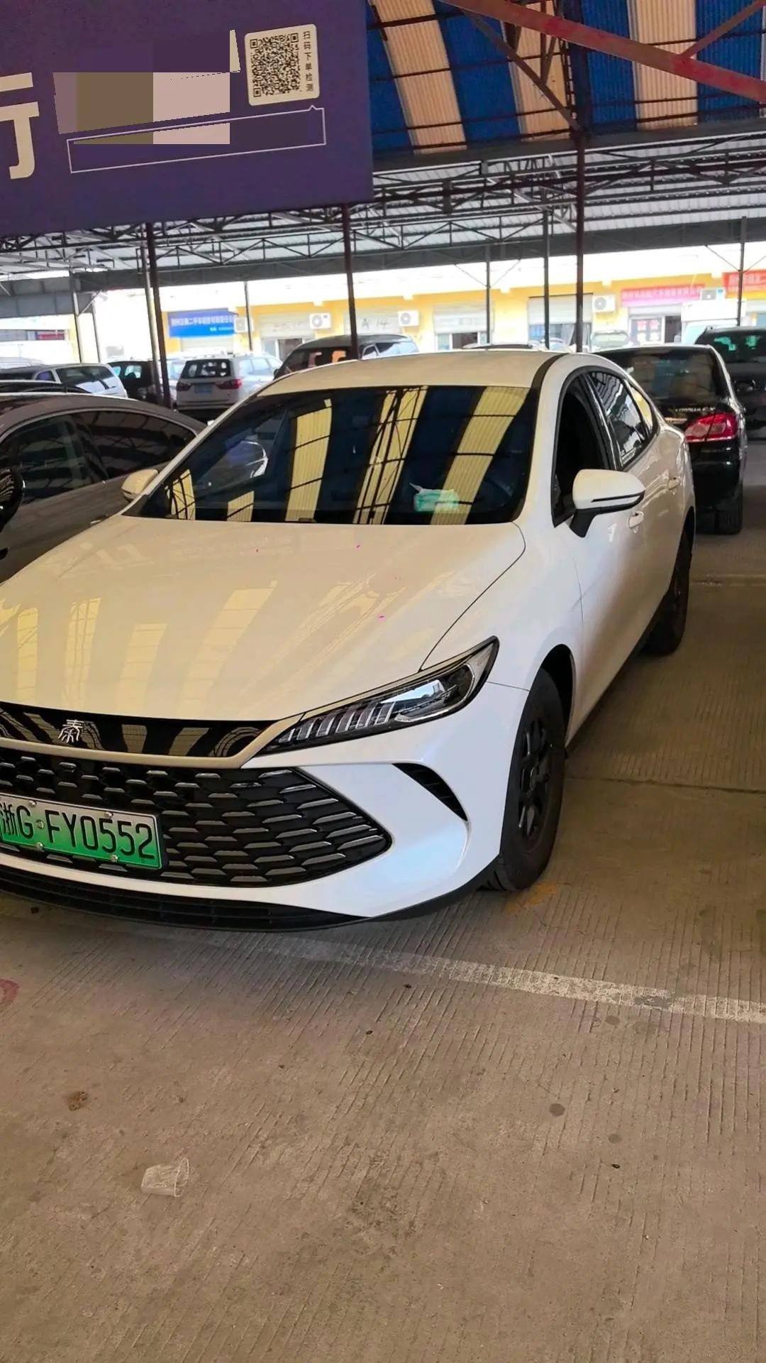 BYD 2025 Qin PLUS DM-i 1.5 CVT Intelligent Drive 55km Flagship Automatic 3
