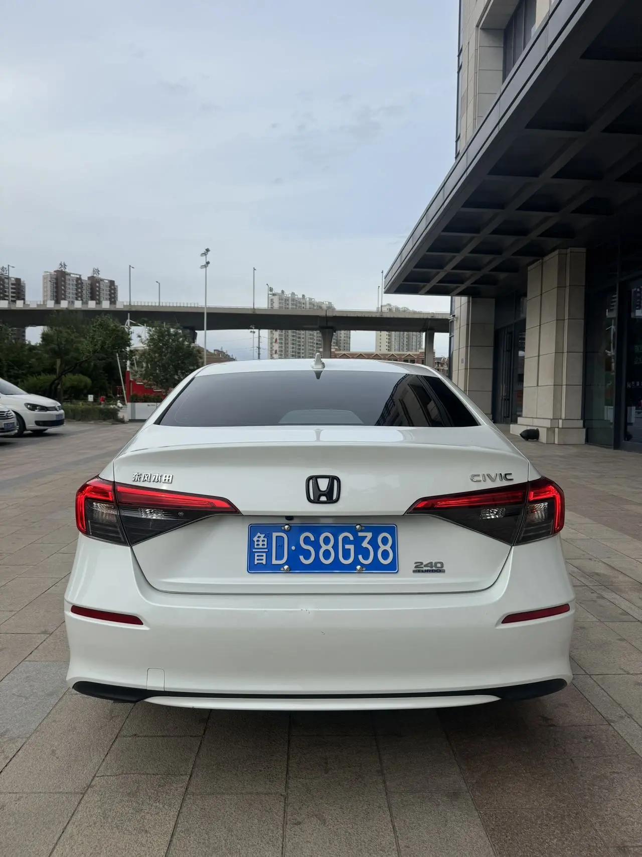 Honda 2023 Civic 1.5T CVT 240TURBO EX-L Automatic 6