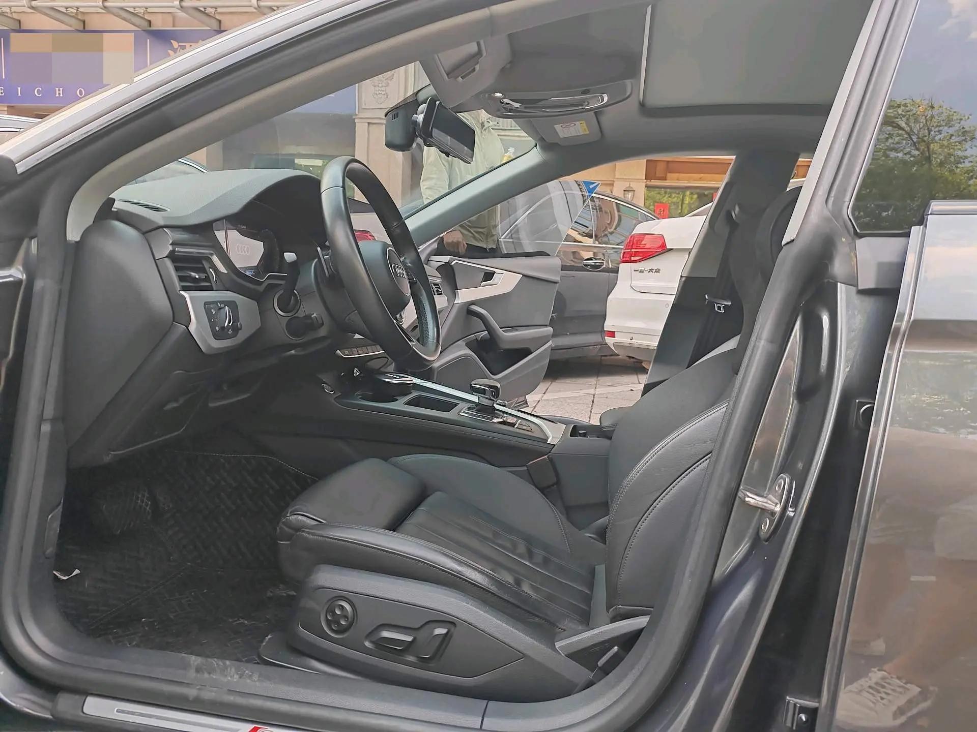 Audi A5 2021 model Sportback 40 TFSI quattro Luxury Dynamic Edition 3