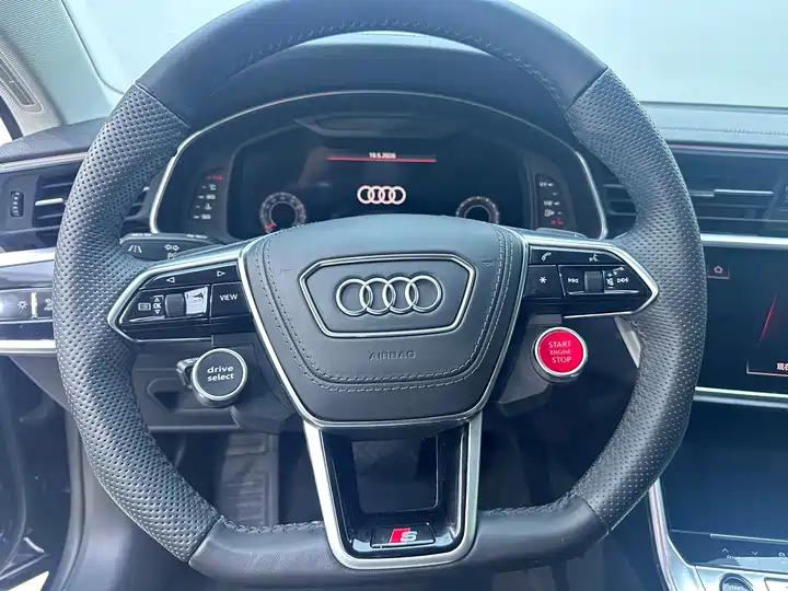 Audi A7 2021 45 TFSI Selection 13