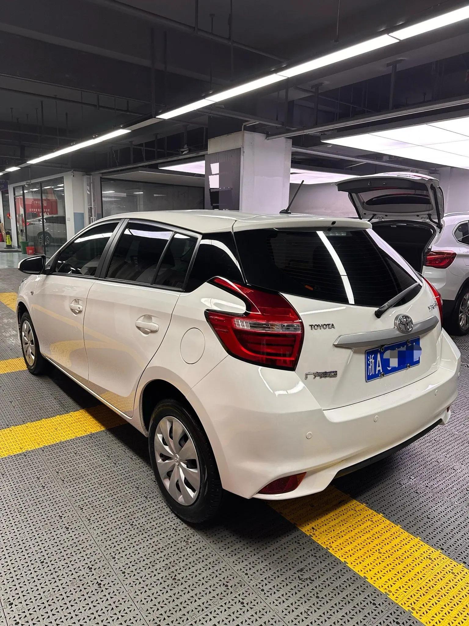 YARiS L Zhixuan 2022 1.5L CVT Leading PLUS Edition 3