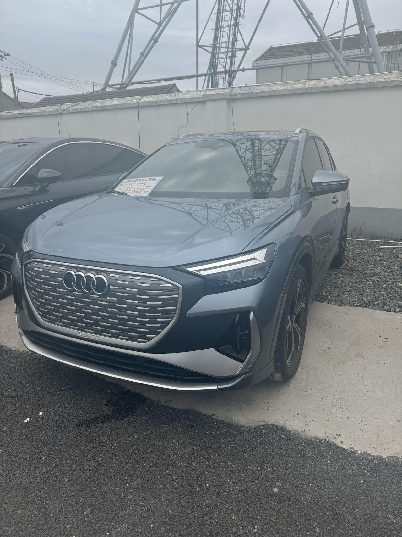 Audi Q4 e-tron 2022 50 e-tron quattro Creation Edition