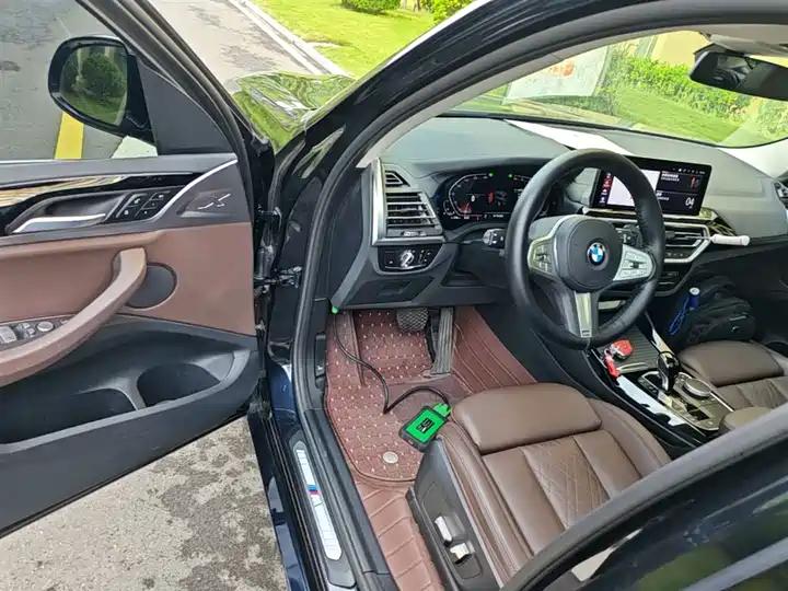 BMW X3 2022 facelift xDrive25i M sports suit 15