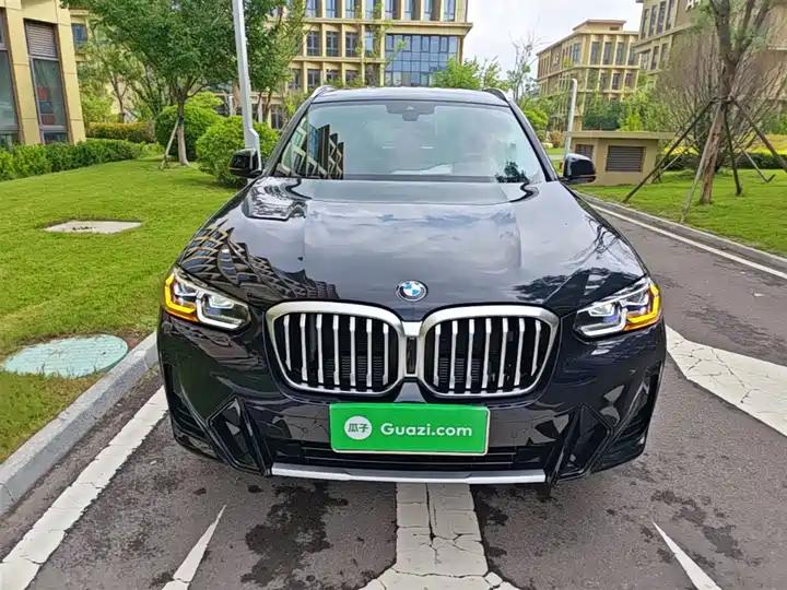 BMW X3 2022 facelift xDrive25i M sports suit 2