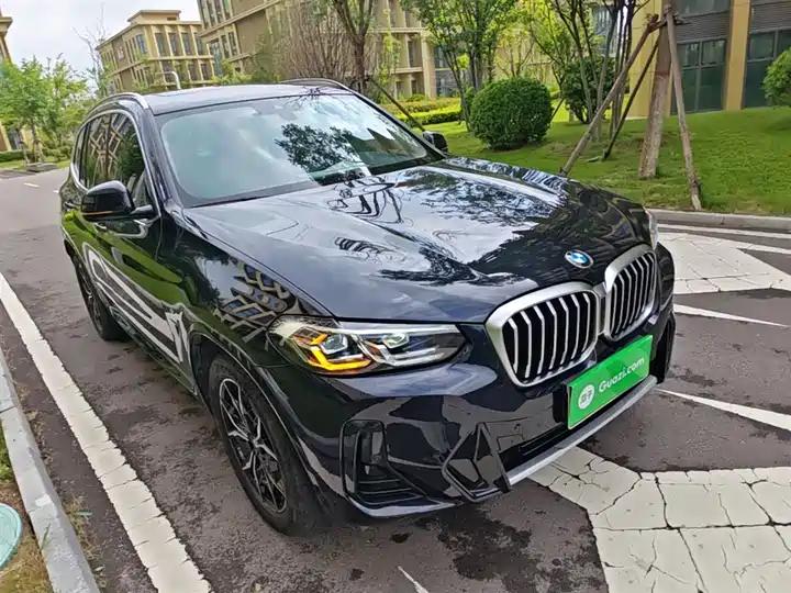 BMW X3 2022 facelift xDrive25i M sports suit 3