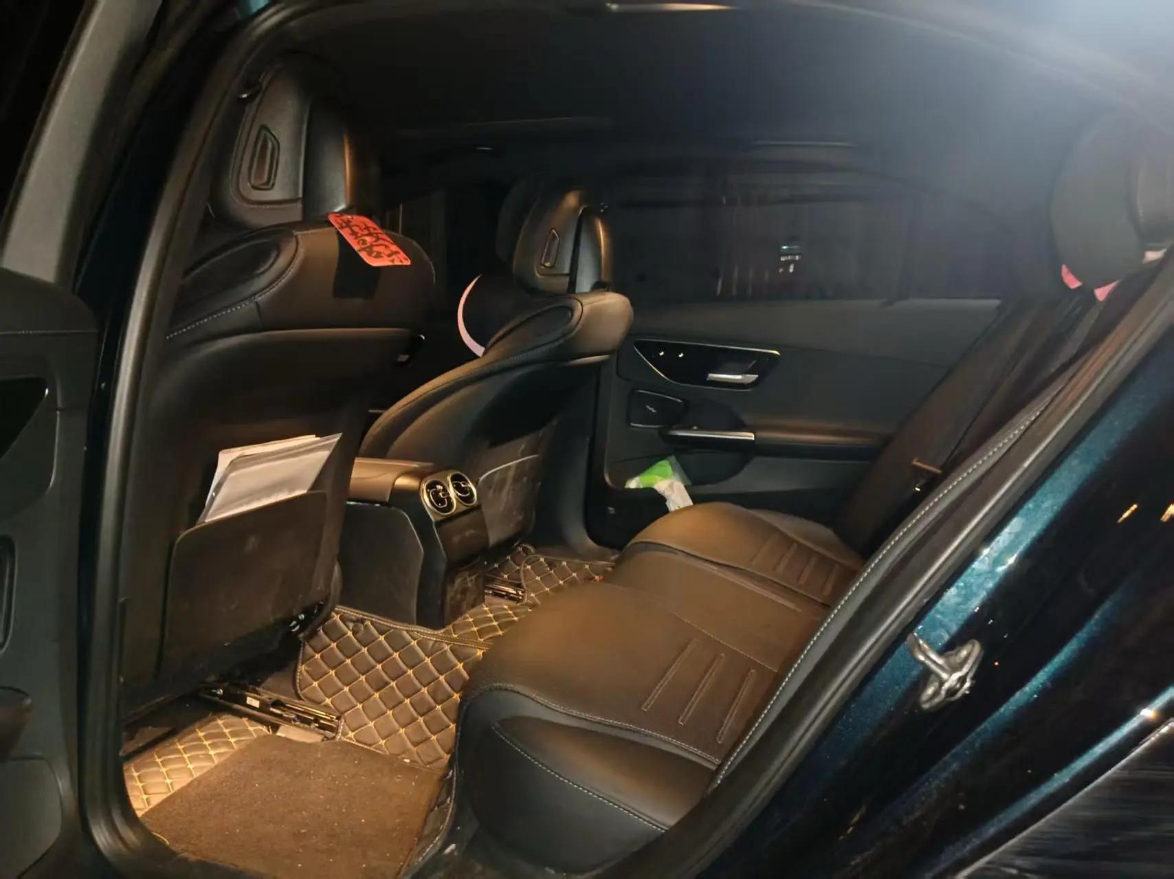 Mercedes Benz Class C 2023 C 200 L Sports Edition 3