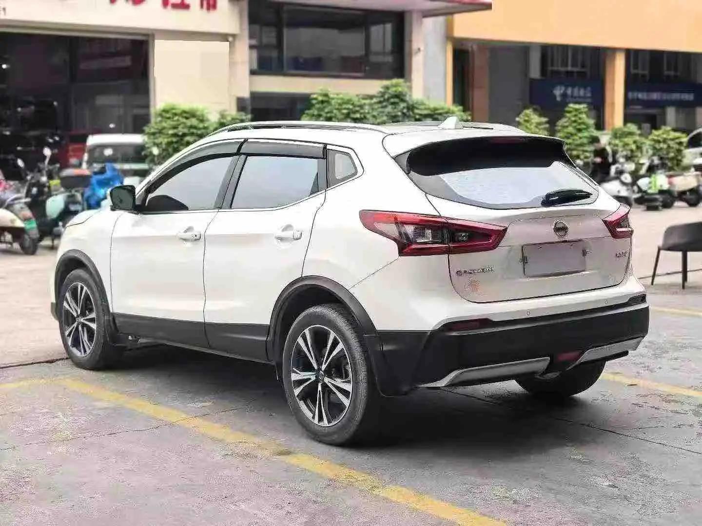Qashqai 2022 2.0L CVT XV Premium Luxury Edition 2