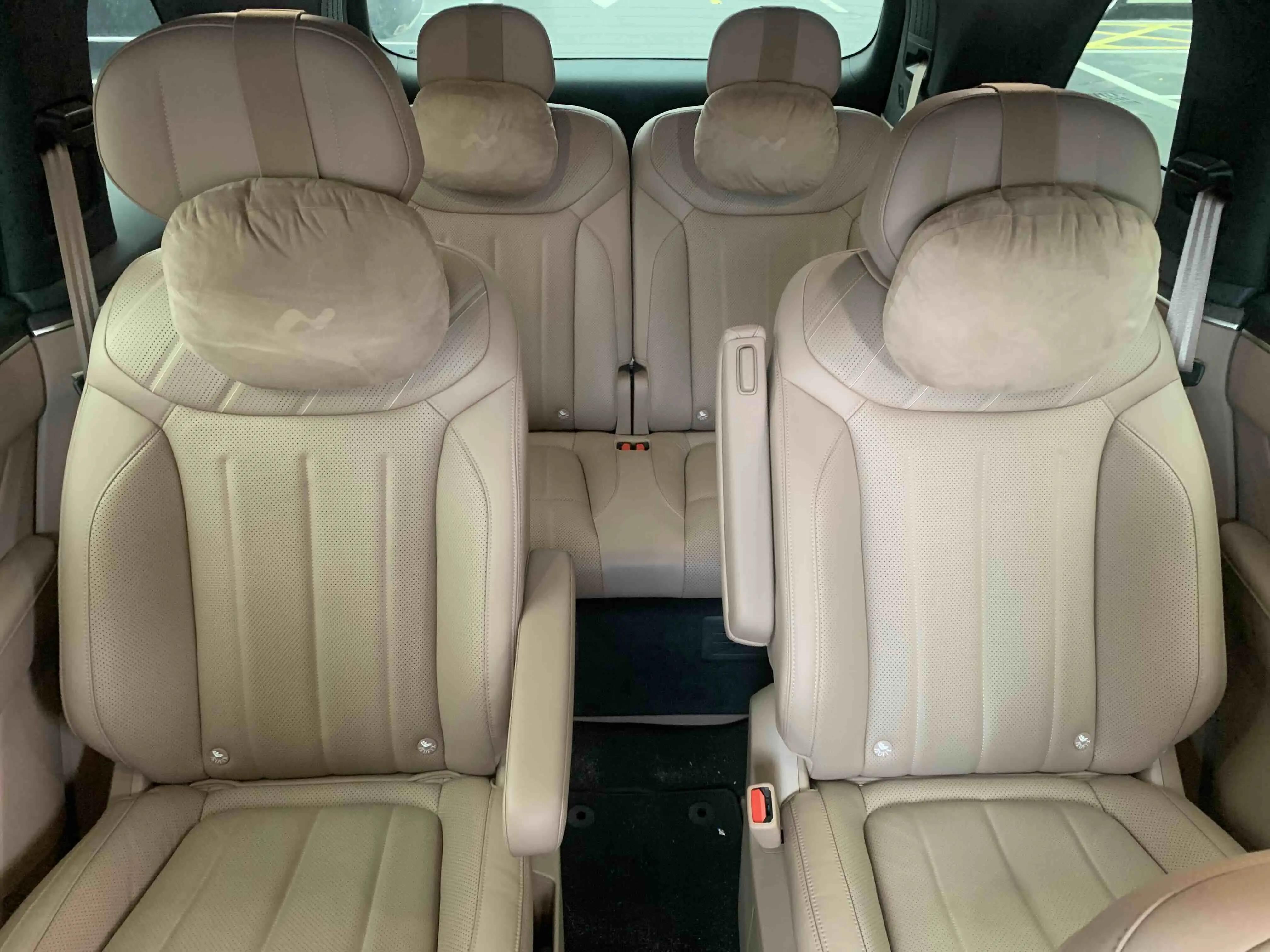ONVO 2025 L90 Black Knight Special Edition Six-seater Automatic Gear 7