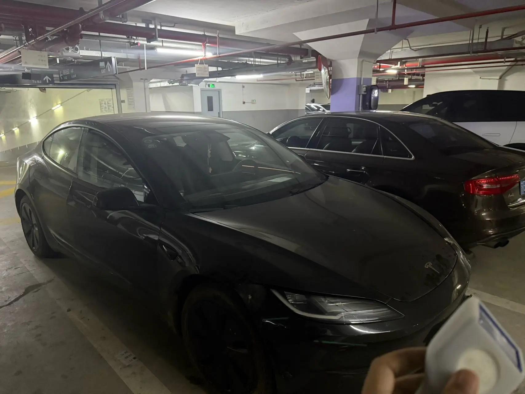 Tesla 2025 Model 3 Rear-Wheel Drive Automatic 3