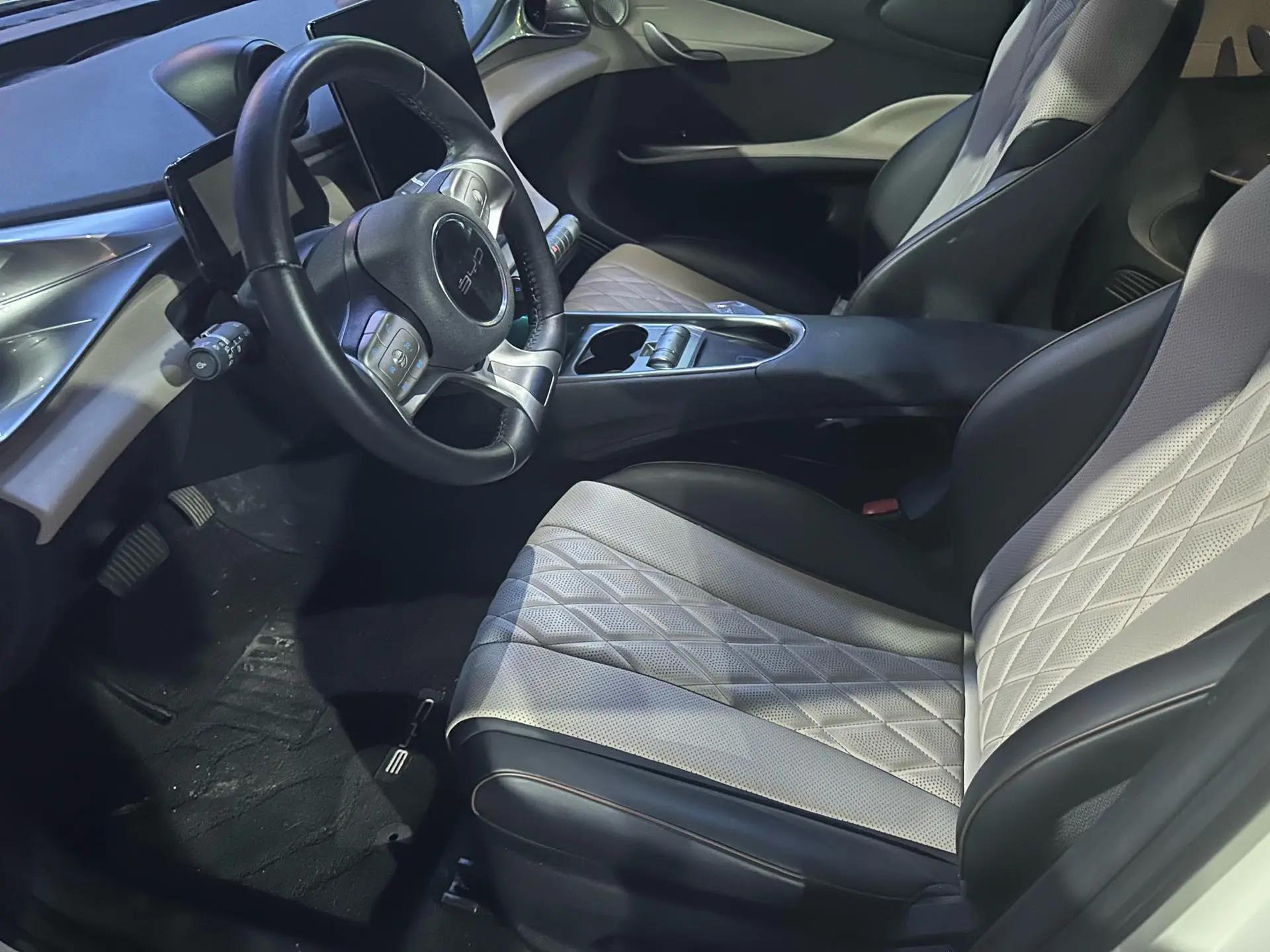 BYD 2023 Dolphin 420km Fashion Edition Automatic 9