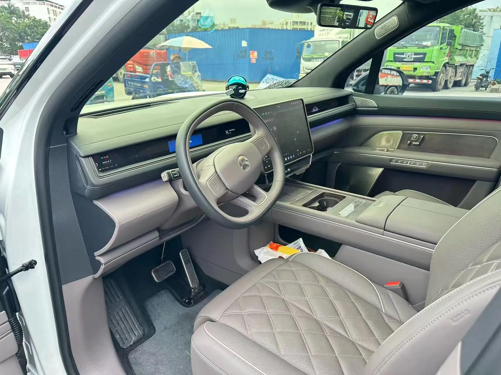 NIO 2026 ES8 6-seat executive signature version automatic gear 13