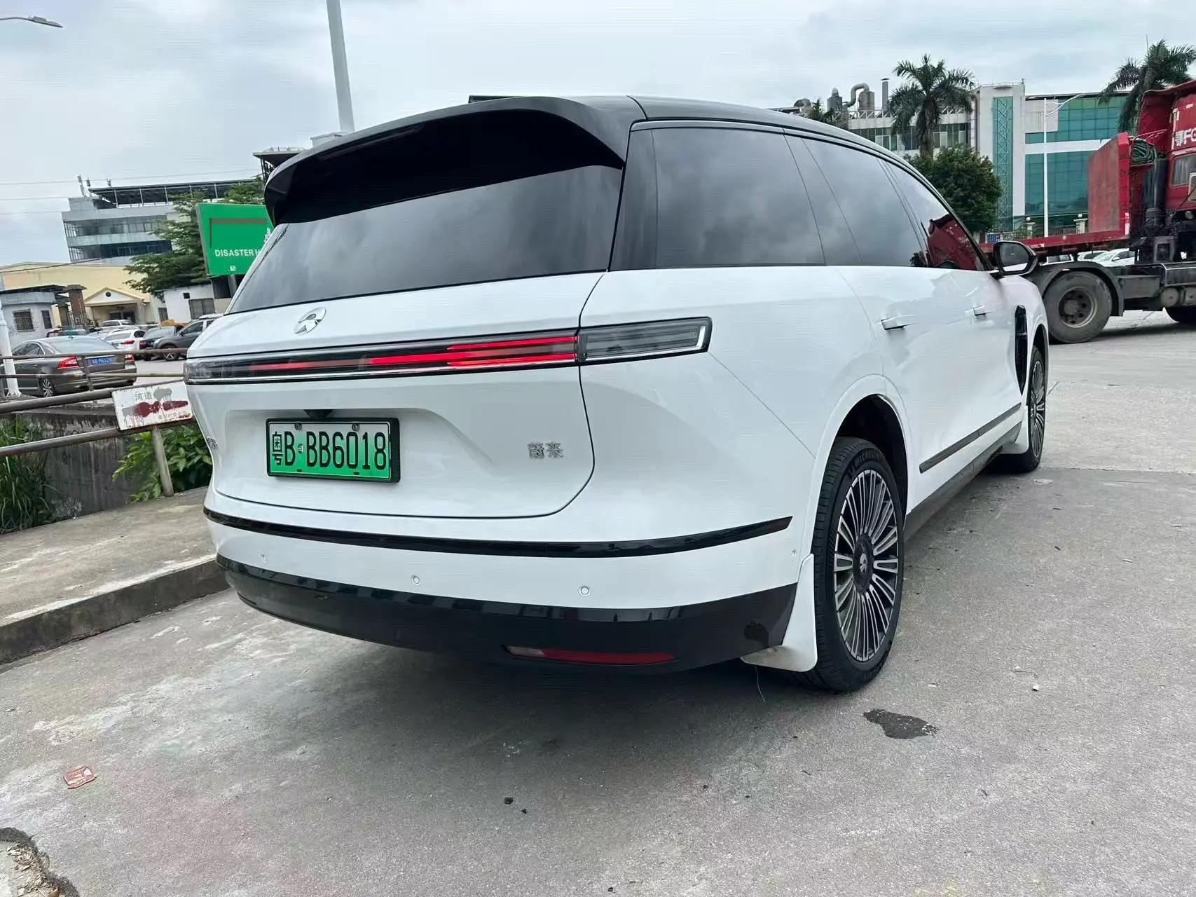 NIO 2026 ES8 6-seat executive signature version automatic gear 8