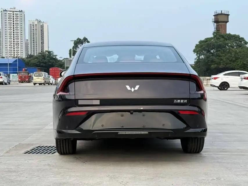 WuLing 2025 Starlight 1.5 Stepless 150km Intelligent Pilot Automatic Gear 5