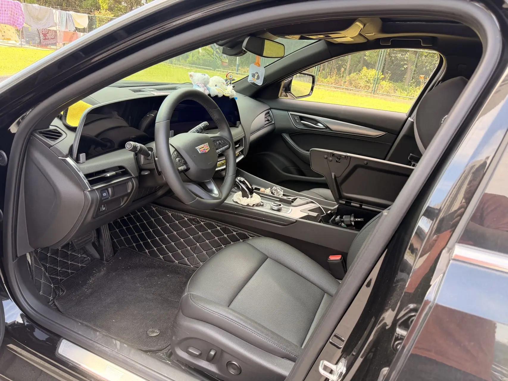 Cadillac CT5 2024 28T Luxury Pro 4