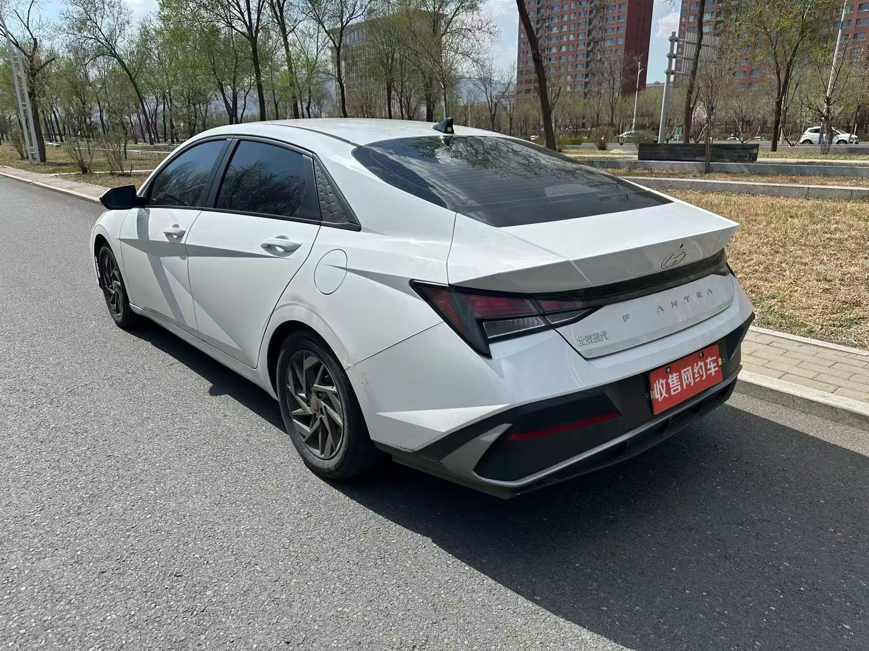 Elantra 2023 1.5L CVT GLS Leading Edition 7