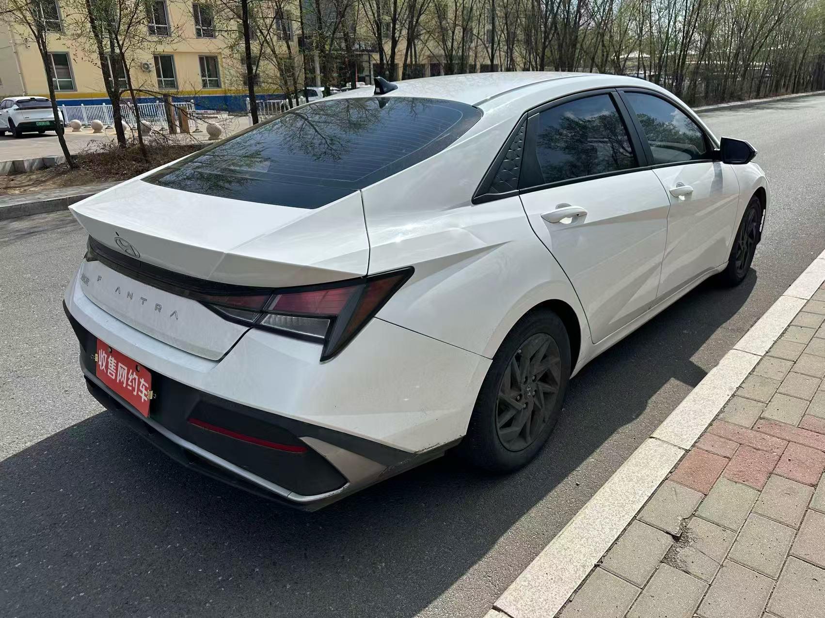 Elantra 2023 1.5L CVT GLS Leading Edition 9