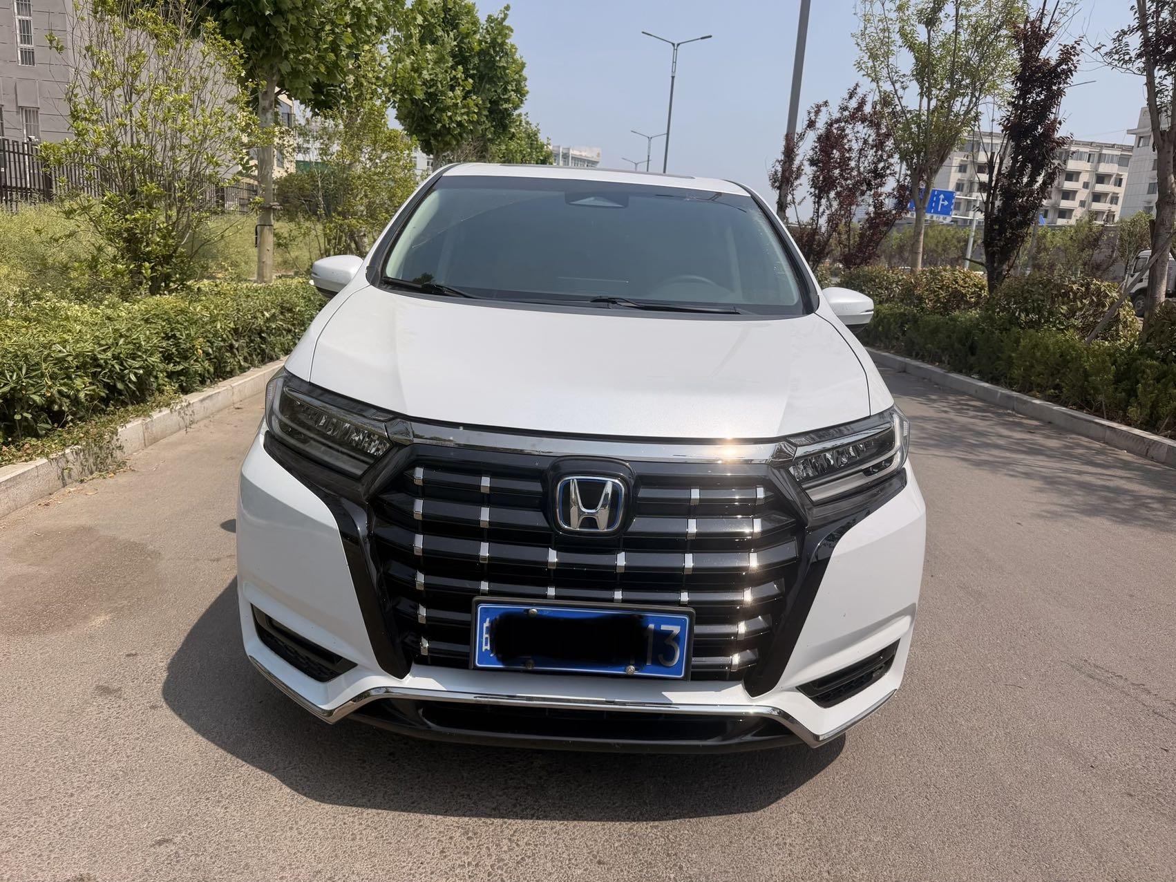 Honda 2024 Elysion e:HEV 2.0 CVT Luxury Edition Automatic 2