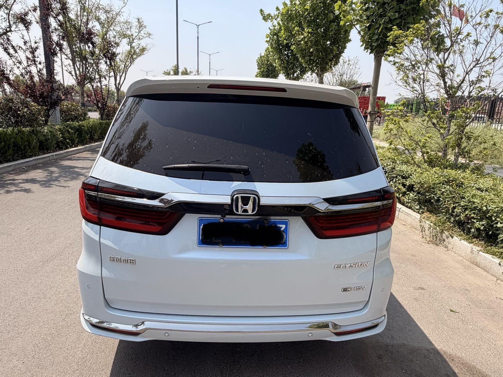 Honda 2024 Elysion e:HEV 2.0 CVT Luxury Edition Automatic 9