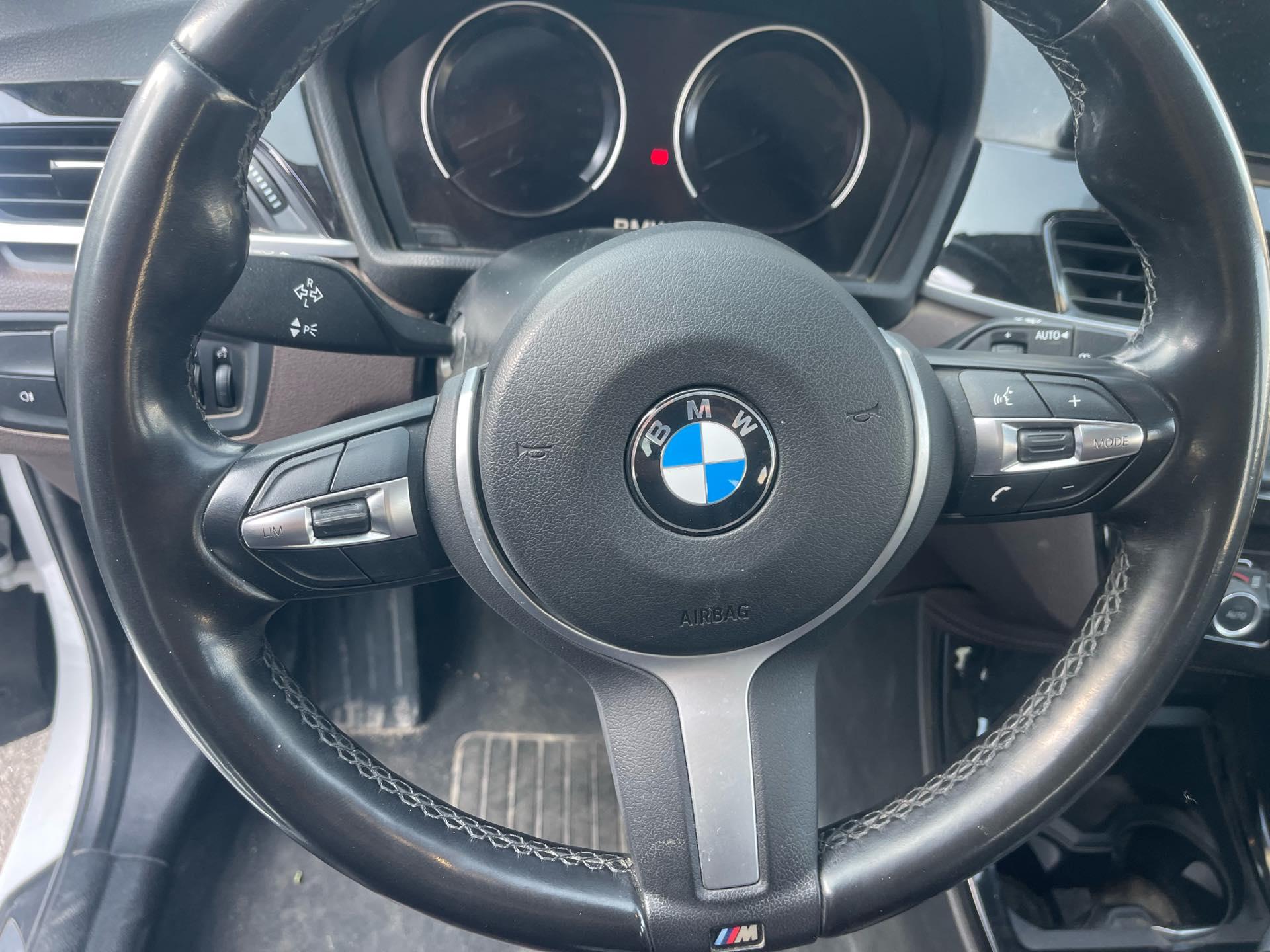 BMW X1 2022 sDrive20Li exclusive type 9